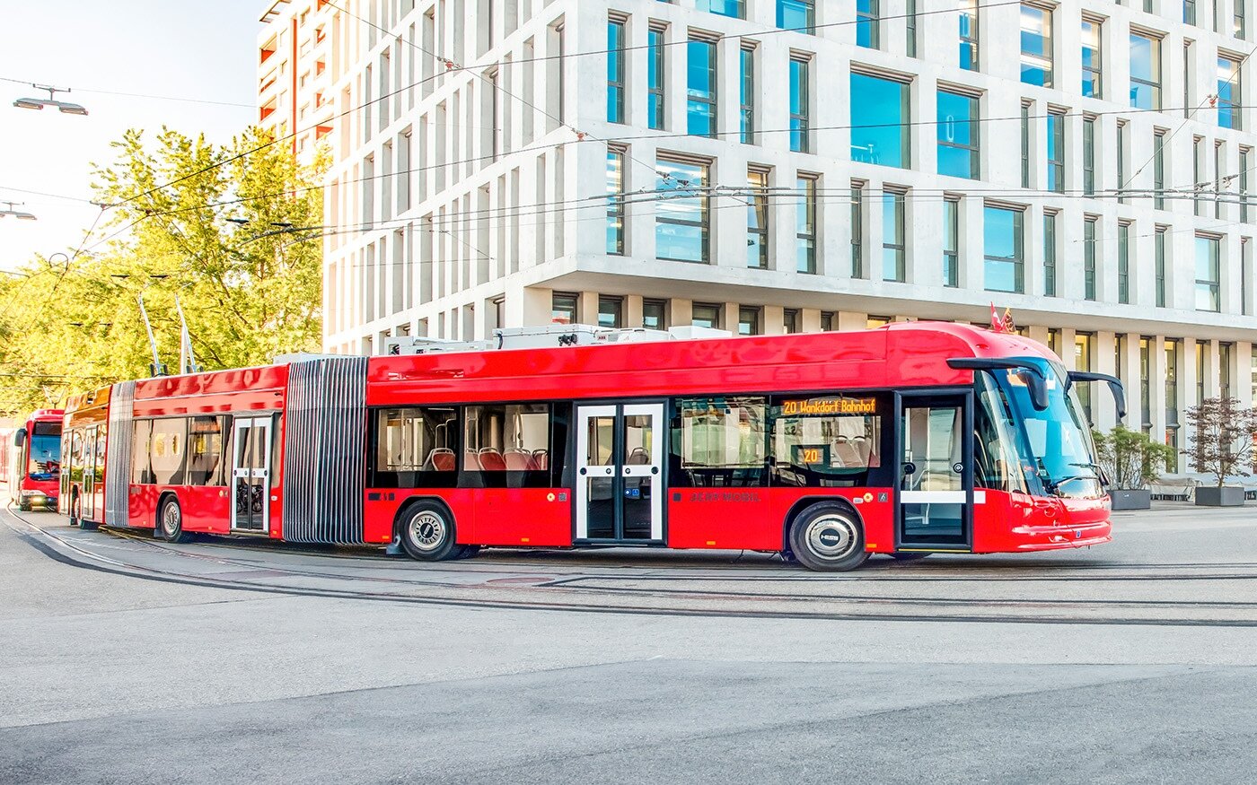Trolejbus lighTram® 25 DC v Bernu. (foto: Bernmobil)