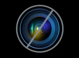 s-NEW-YORK-TOURISTS-large.jpg