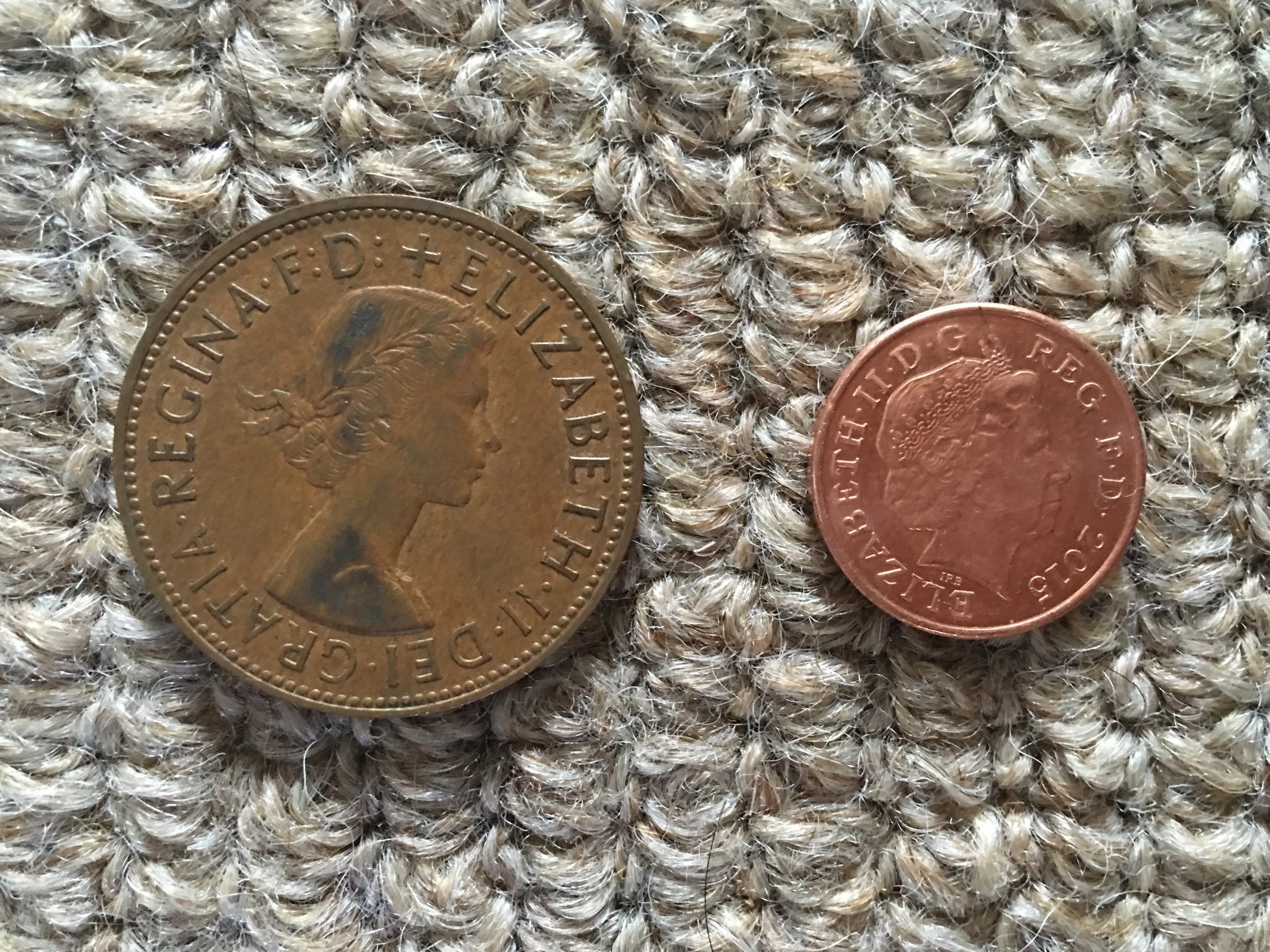 A tale of two pennies, and two portraits of our Queen - 1965 and 2015