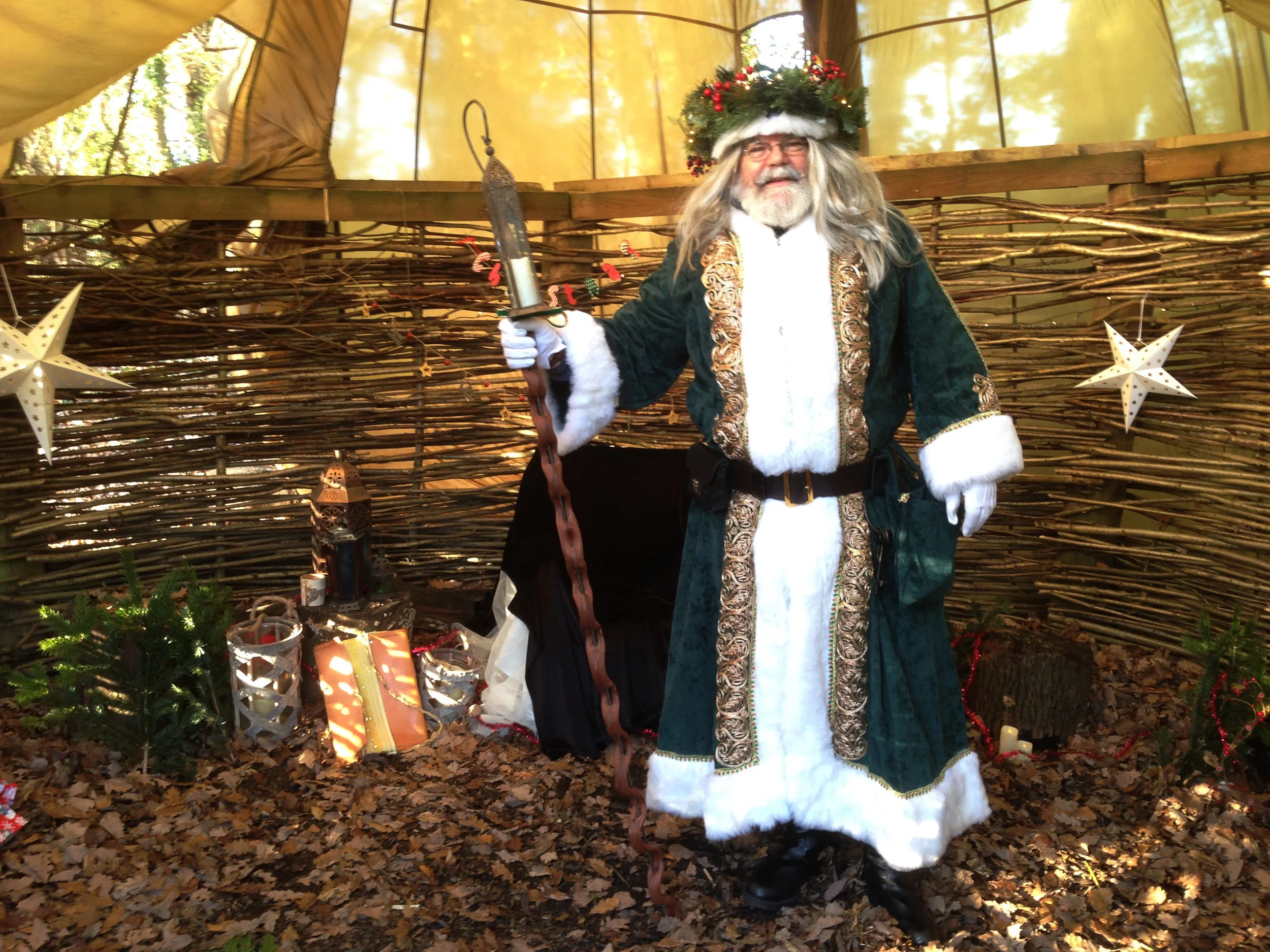 On with the motley.. 