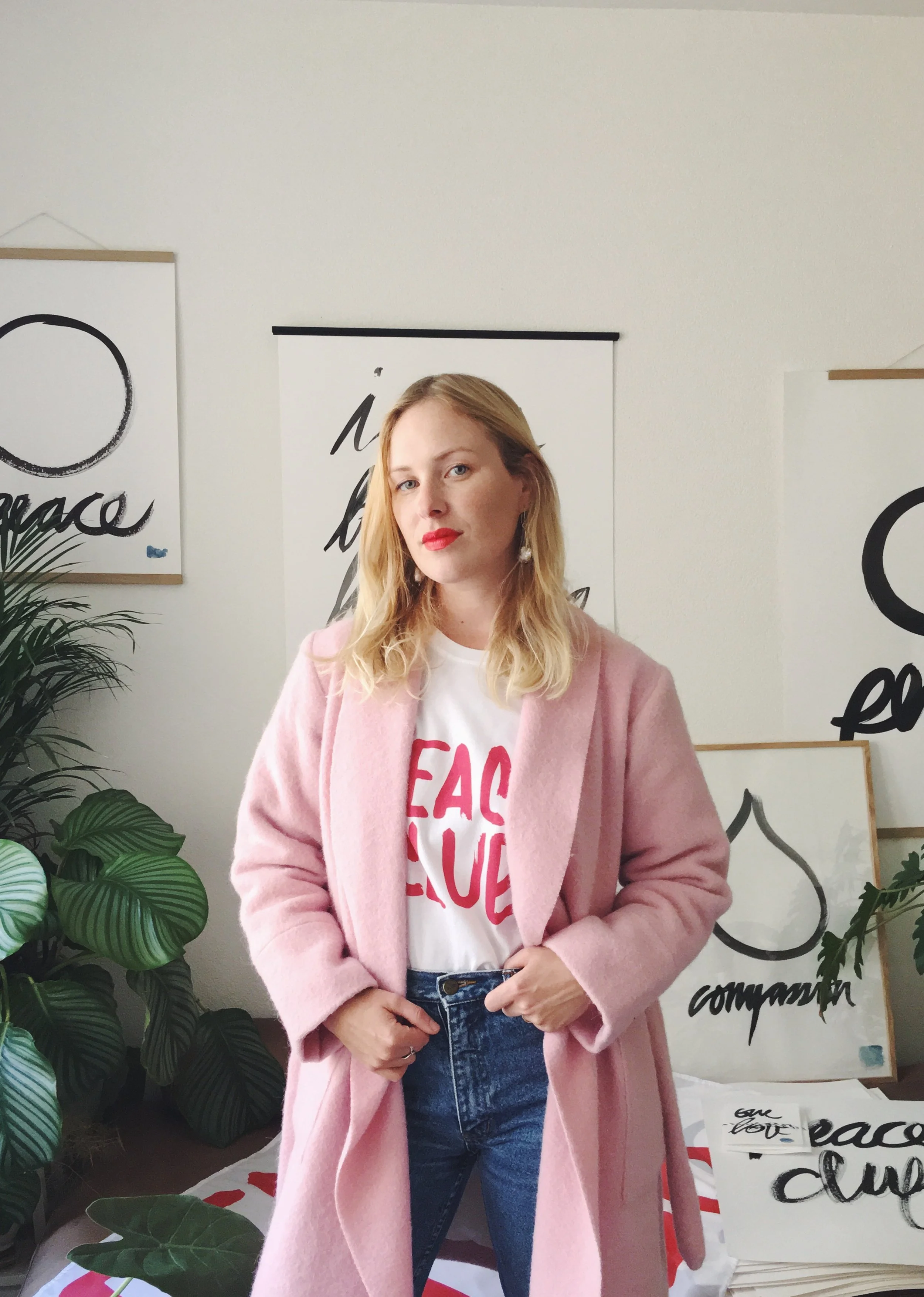 Burninglights Peace Club & Market invites La Première