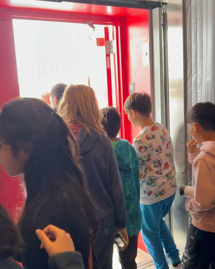 We had a blast hosting the 6th graders from I.S 429 Middle School in Sunnyside, in partnership with the Astoria Film Festival. The students got a firsthand look at the magic behind the scenes as they learned about what it takes to be an Assistant Dir