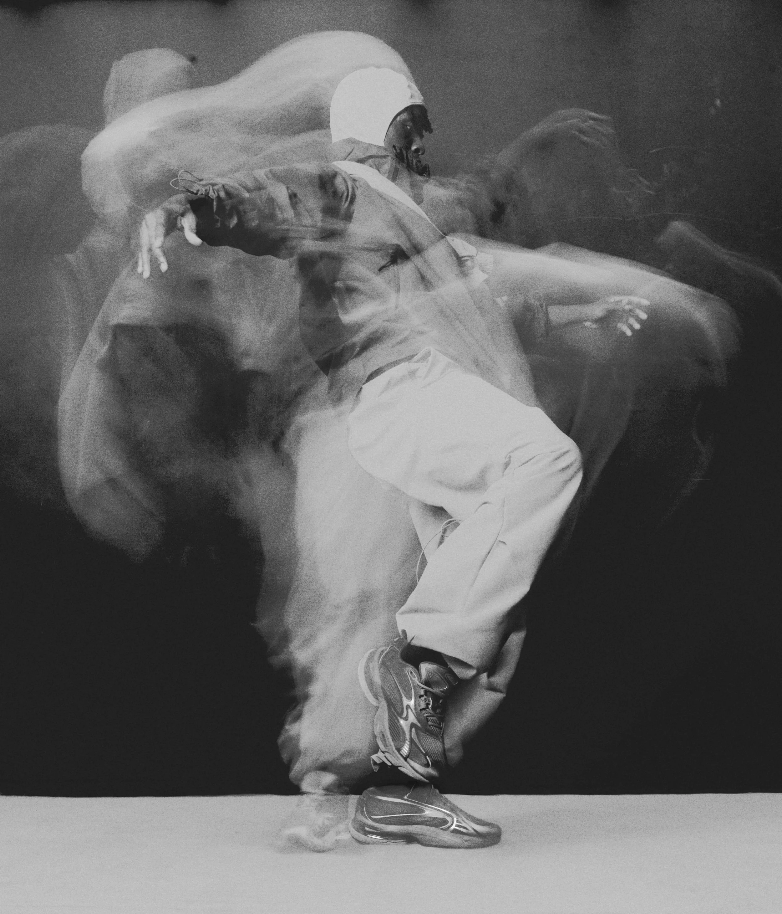 Formotion_Blue_001_1605-re_BW.jpg