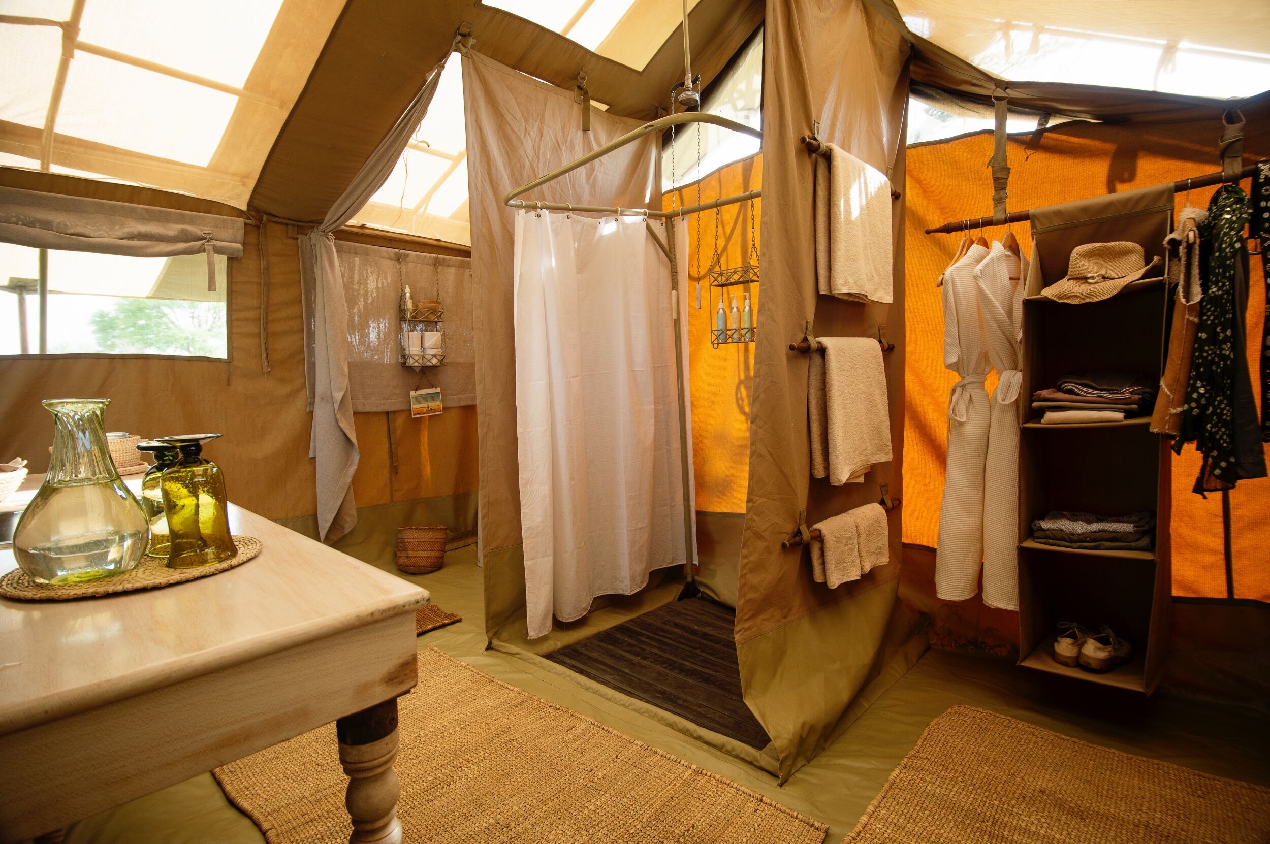 Serengeti_Safari_Camp_Bathroom.jpeg