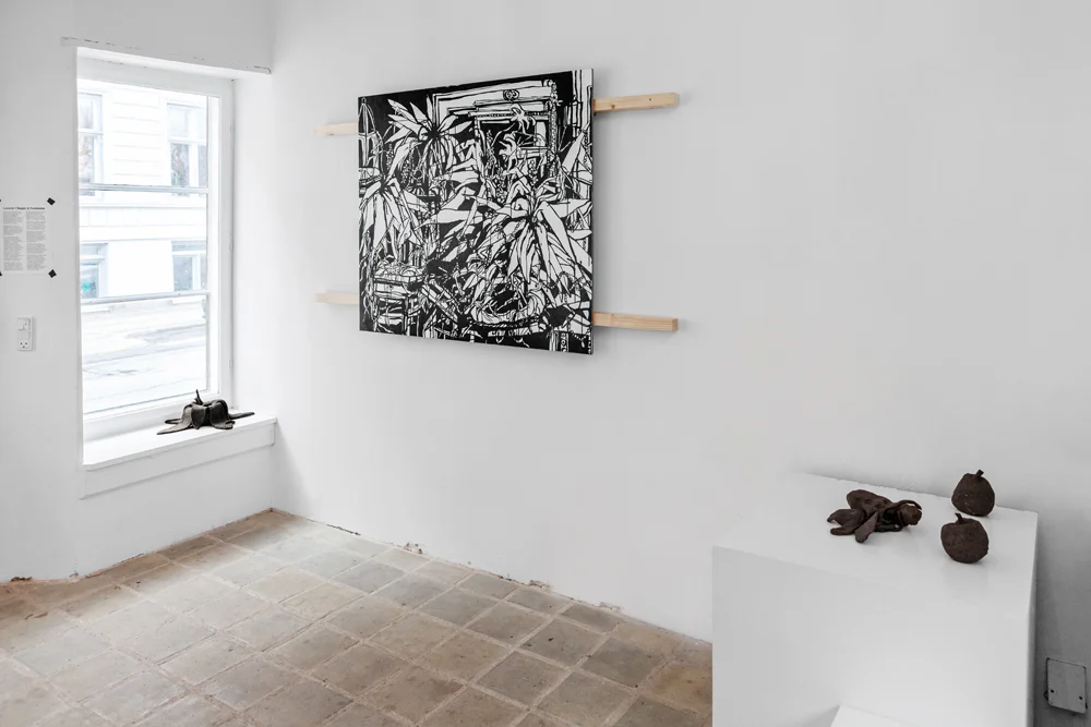 Sovekammer, materials: ink on MDF