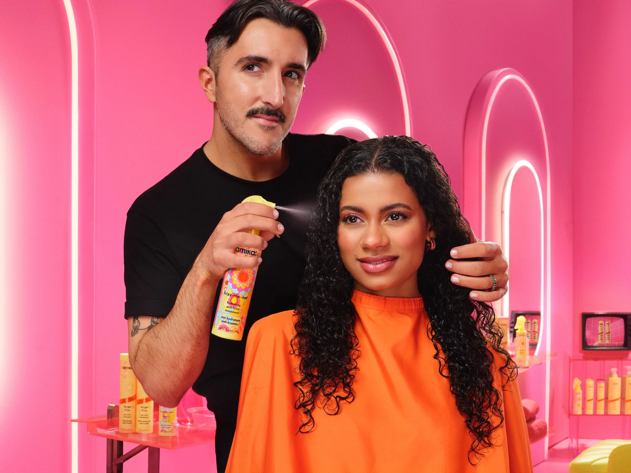 Amika-Frizz-FR-2025-Olivia-Cayton-Application-7250_R2 (1).jpg