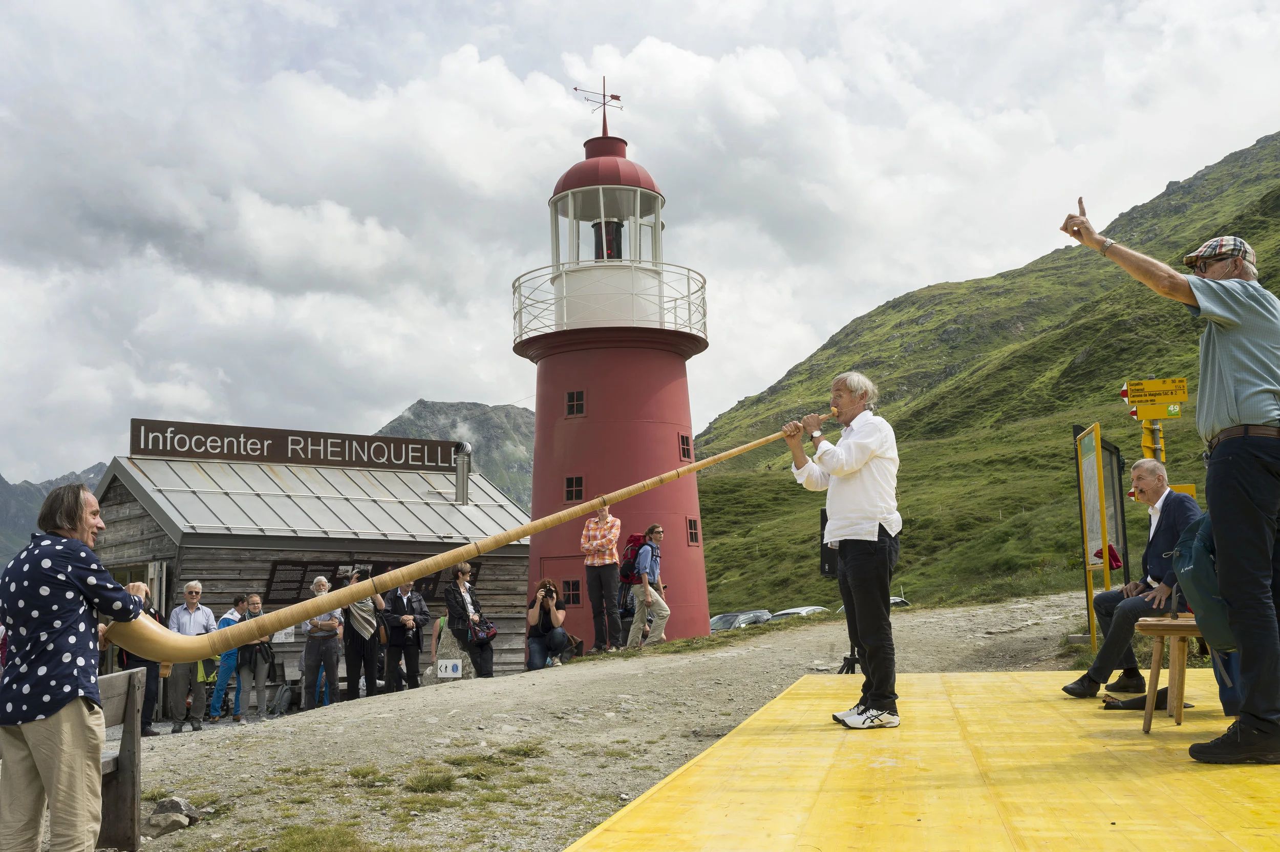 MINI_&_MAXI_EHRENWAERTER_2016_LEUCHTTURM_RHEINQUELLE_02.jpg