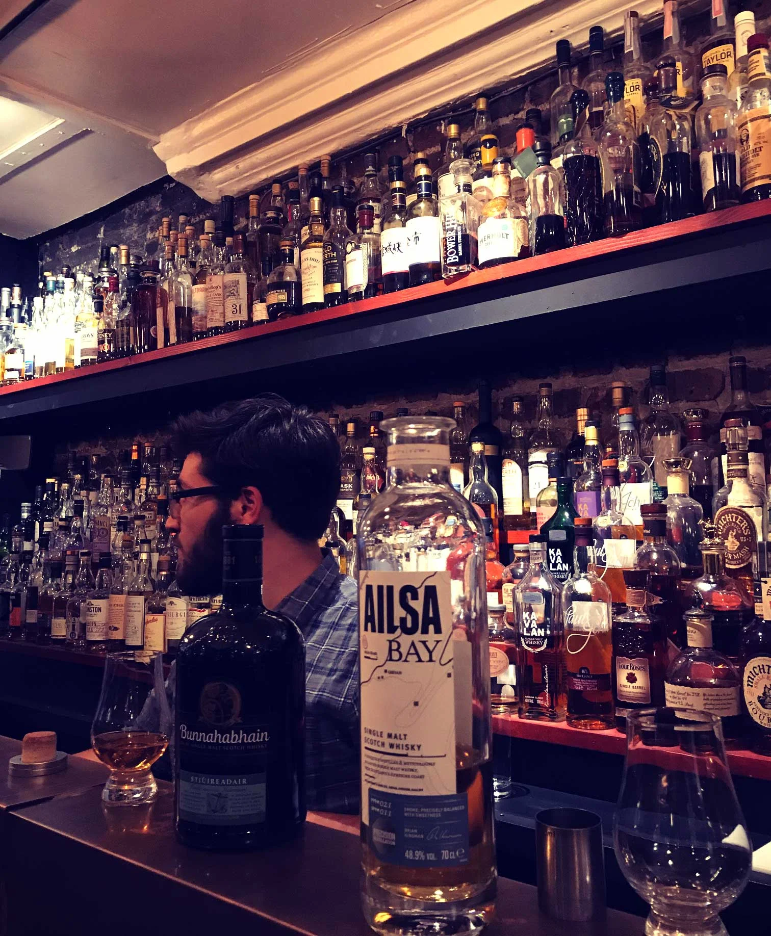 whisky-bar.jpg