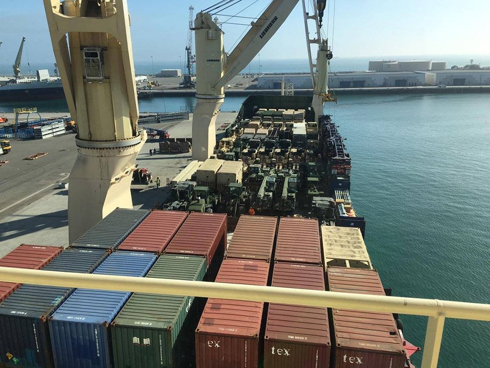  Port assessments evaluate the ease of loading and unloading cargo.   Photo courtesy of the 834th Transportation Battalion, Concord, Calif., SDDC, MOTCO.  