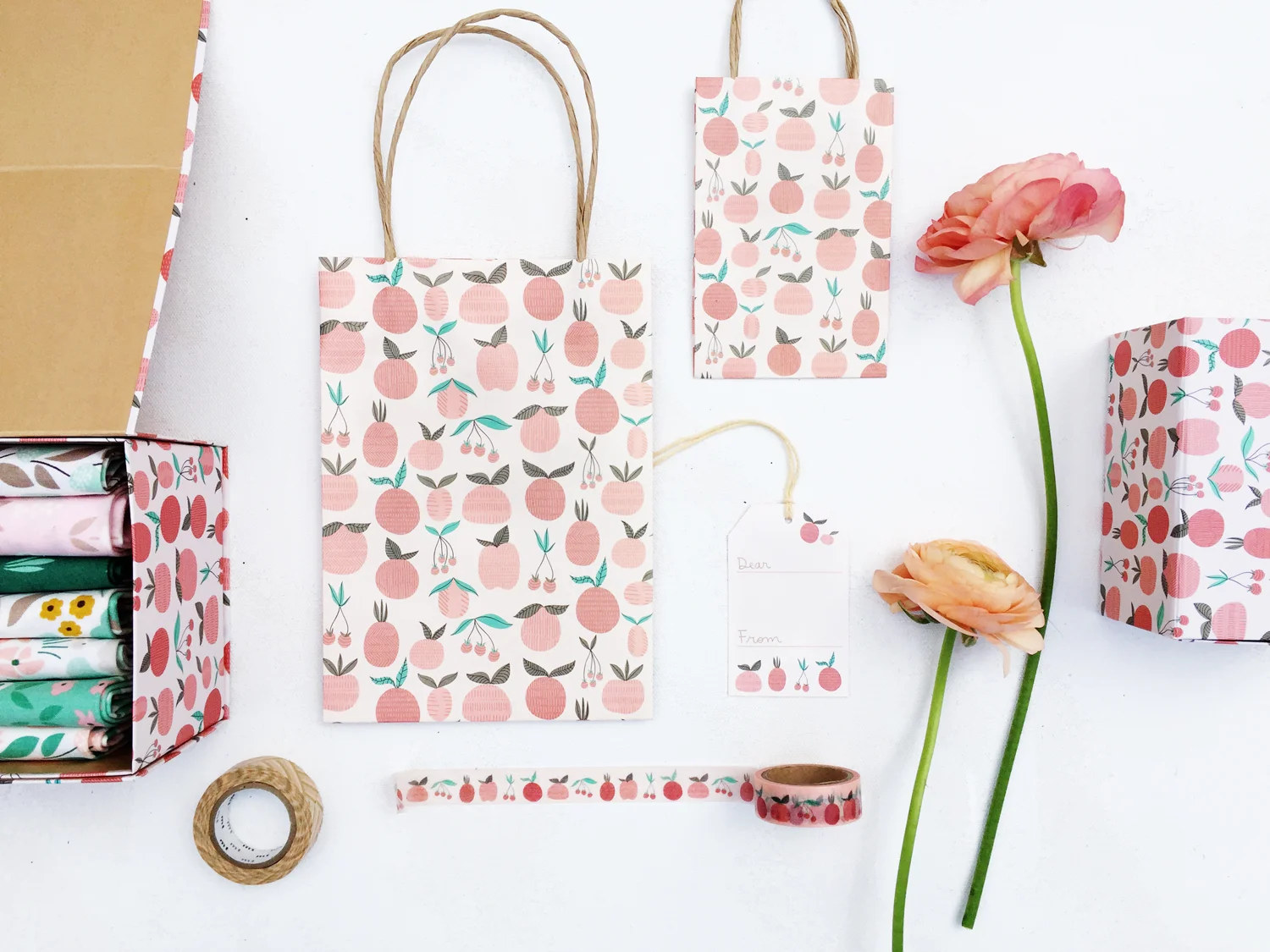 Peachy gift bags, folding boxes and washi