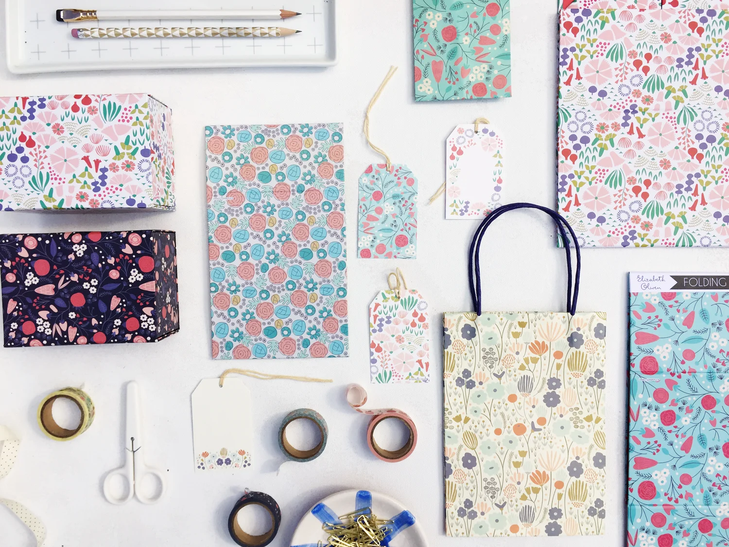 Folding boxes, gift bags, gift tags and washi tapes