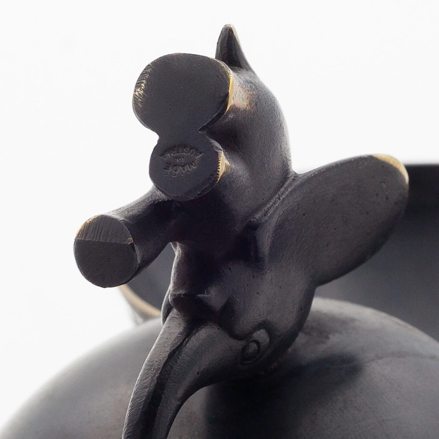 Rohac Elephant Mark