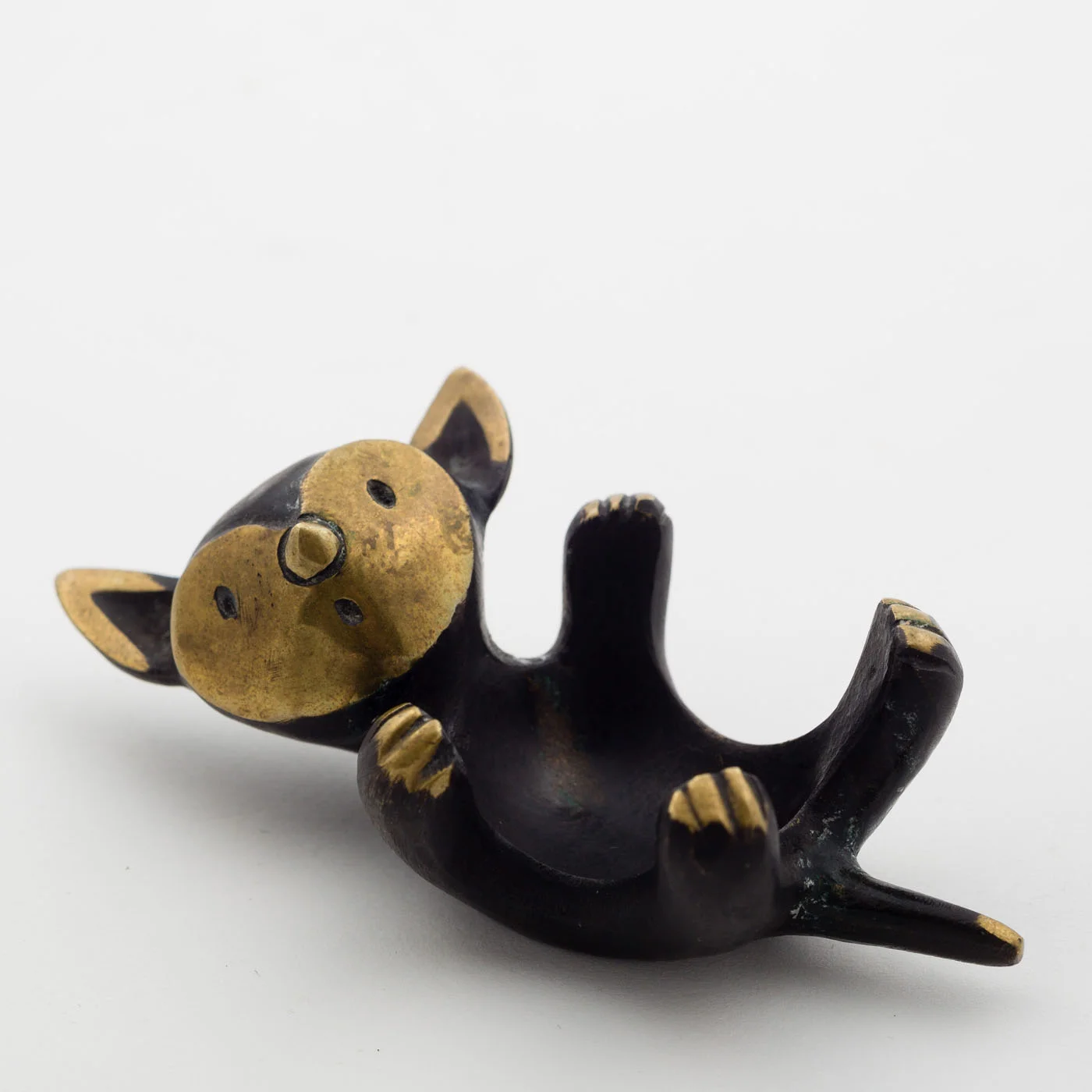 Walter Bosse Cat Pipe Holder