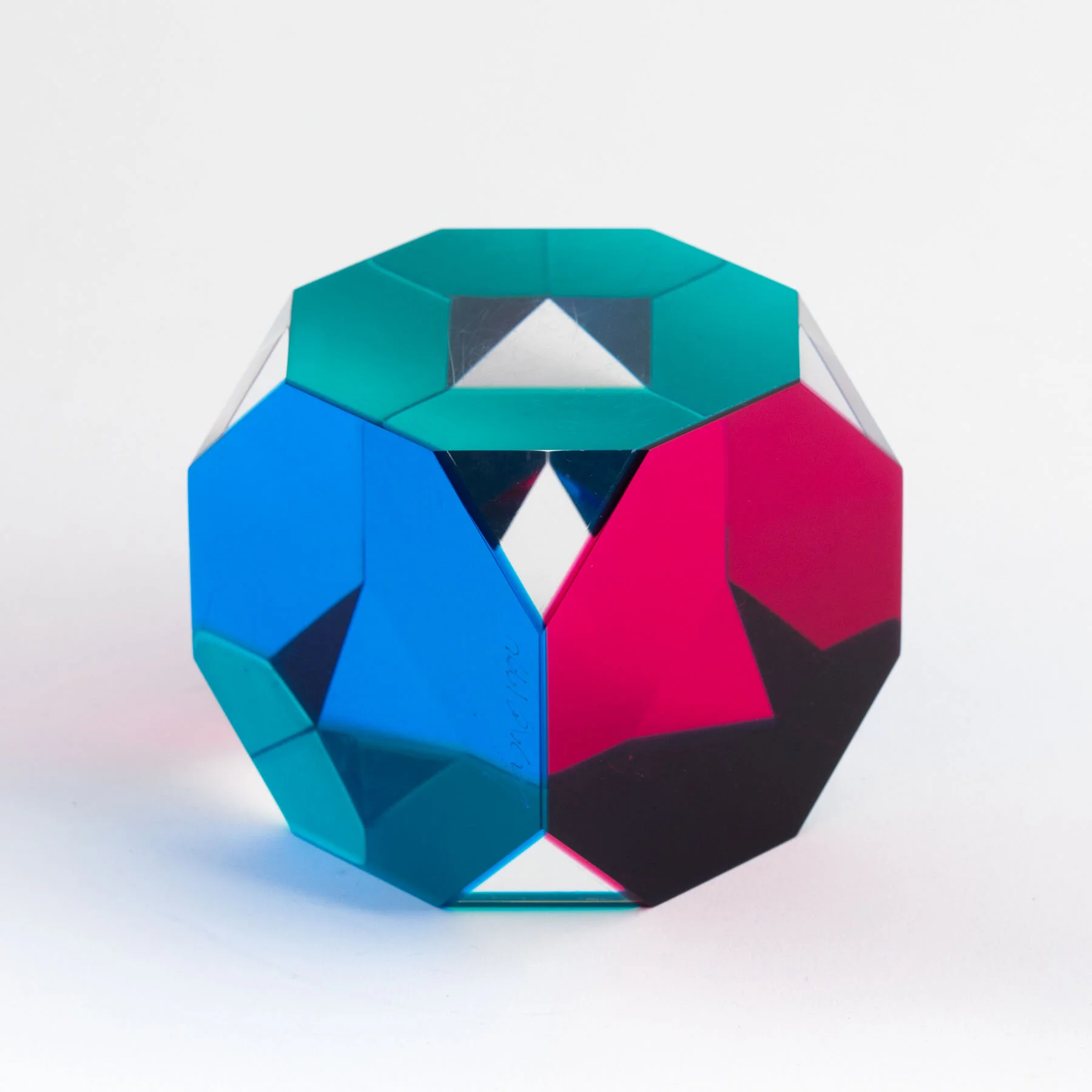 Vasa Large Octogon Cube with Signature.jpg