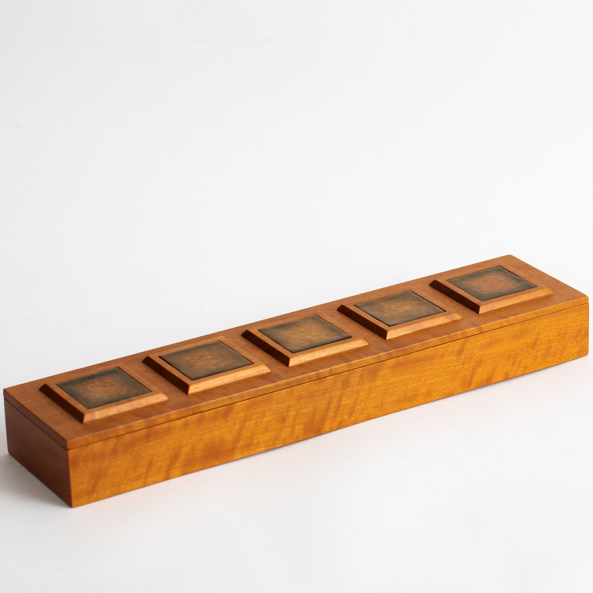 American Studio Box