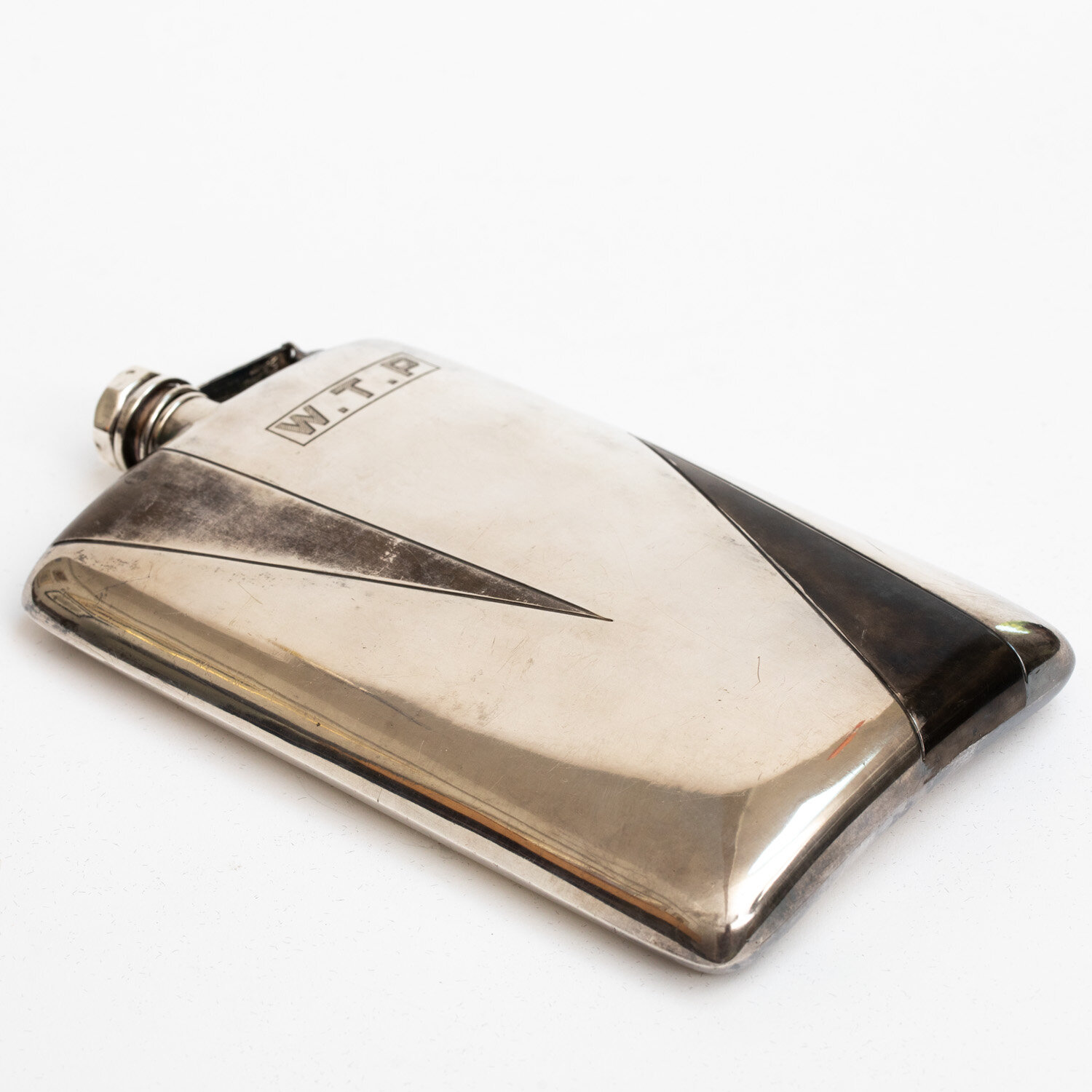 Apollo Studios Flask