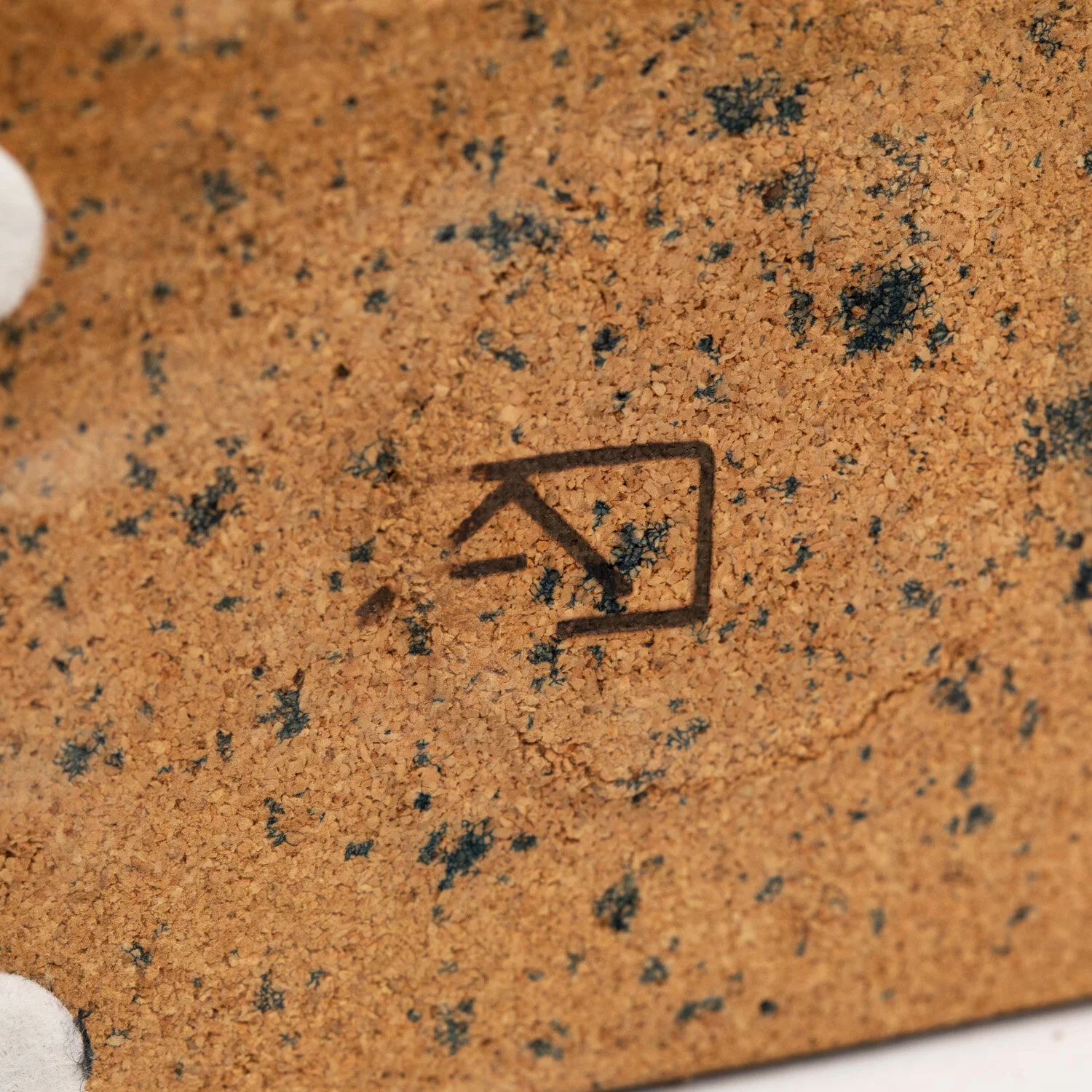 Davidson Jewel Bookend Mark.jpg