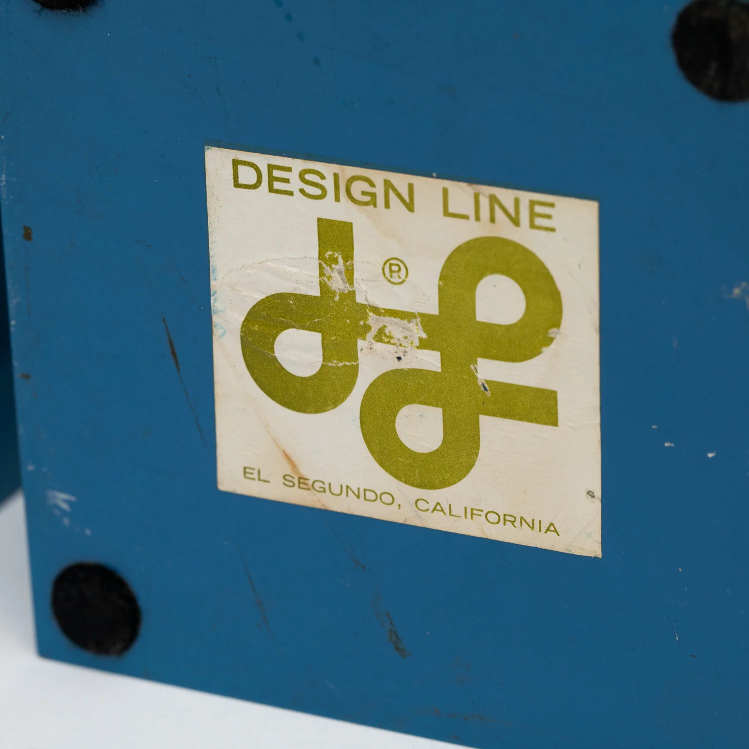 Bill Curry Design Line M-D Block Bookends Label