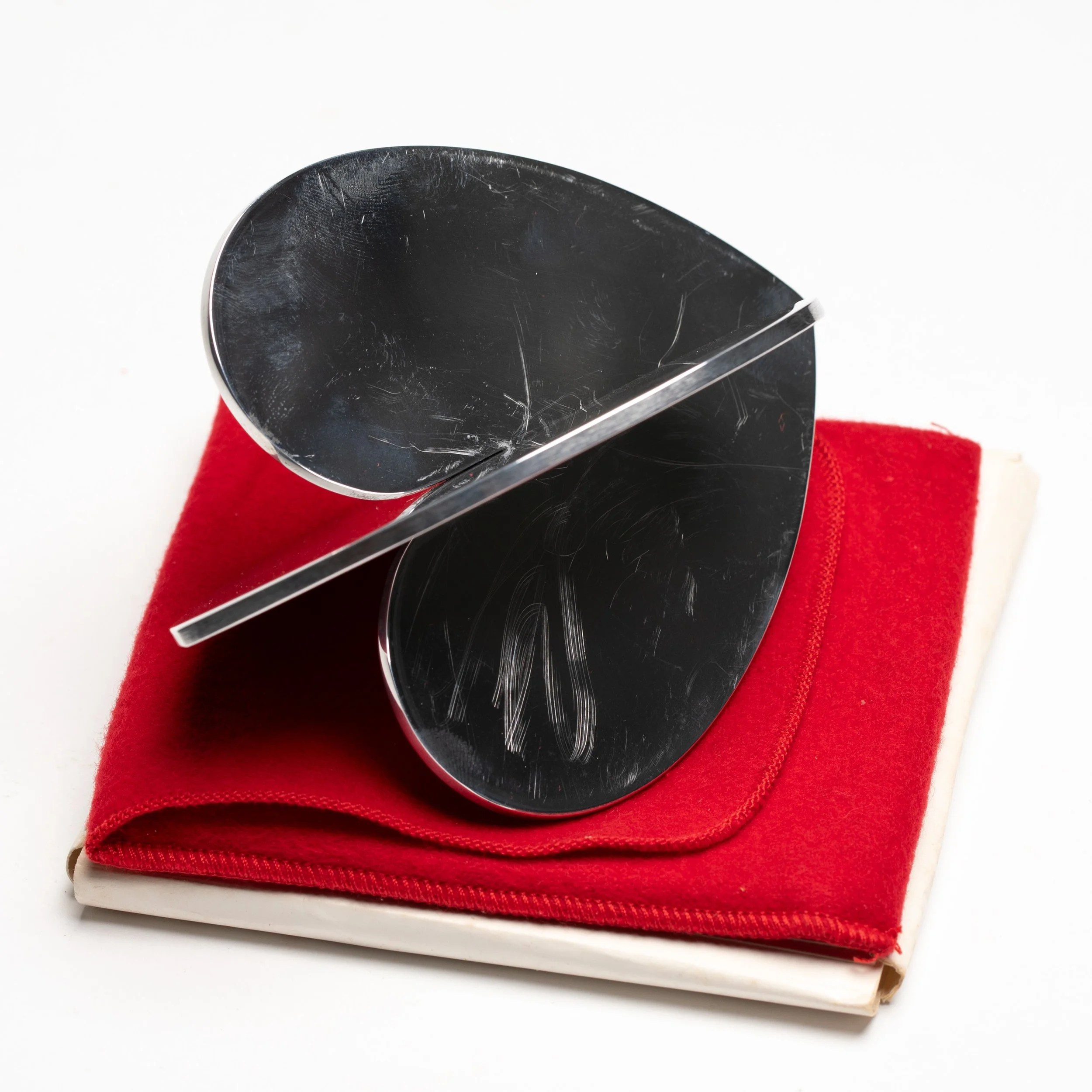 Merle Steir Hearts MOMA Sculpture