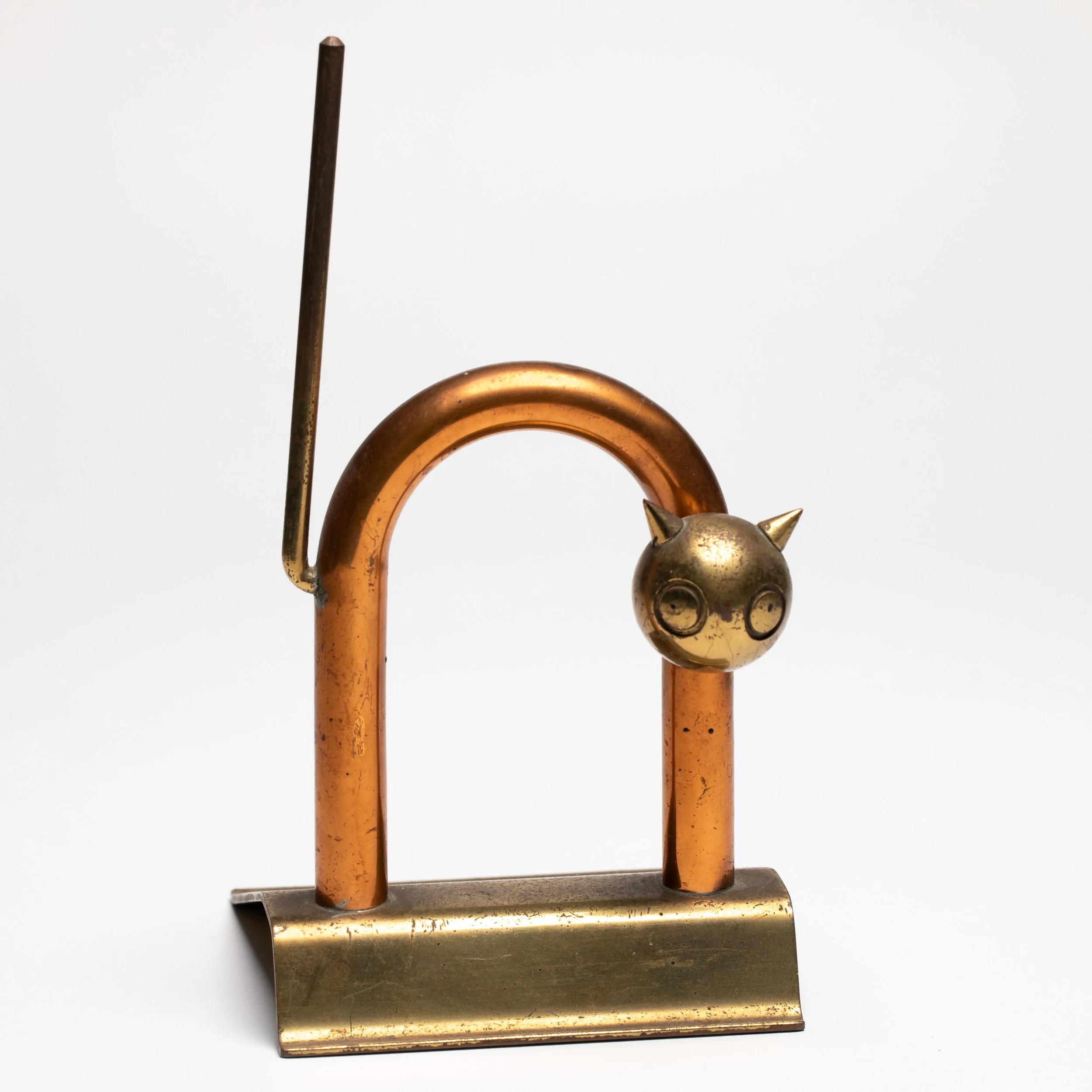 Von Nessen Chase Cat Doorstop