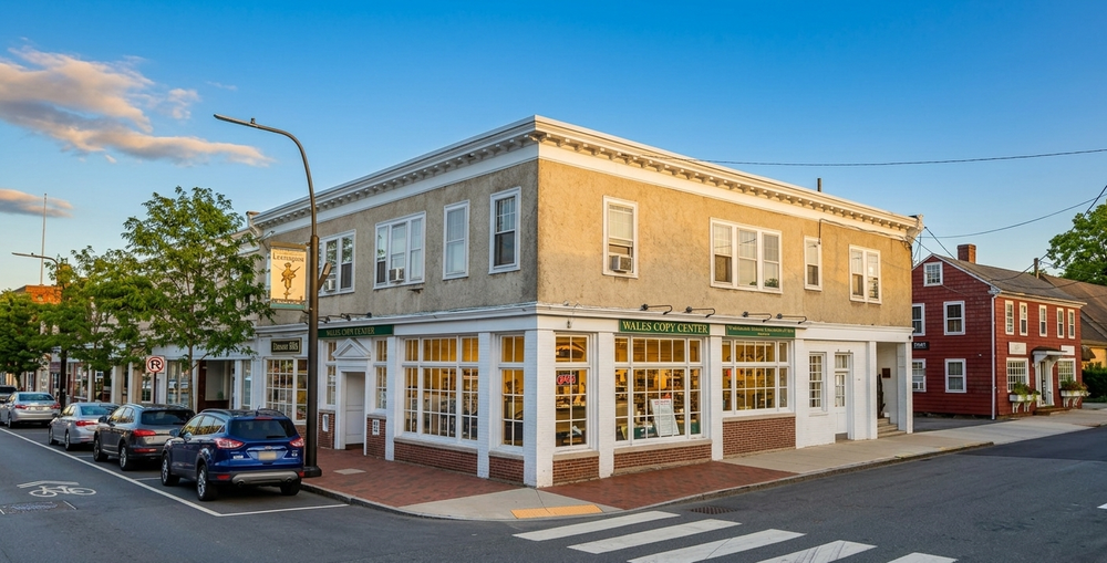 Lexington Center street view