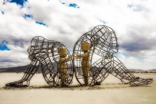 Courageous leadership: Always aiming to reach out