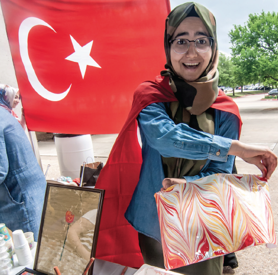 Huma Timur shows how Turkish ebru-style artwork is made. 