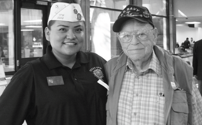 Veterans Melanie Brandow, left, and Marvin Marks at the Richland Veterans Resource Fair on Nov 2.