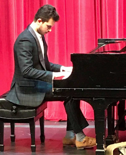 Shokvrit Mand – piano