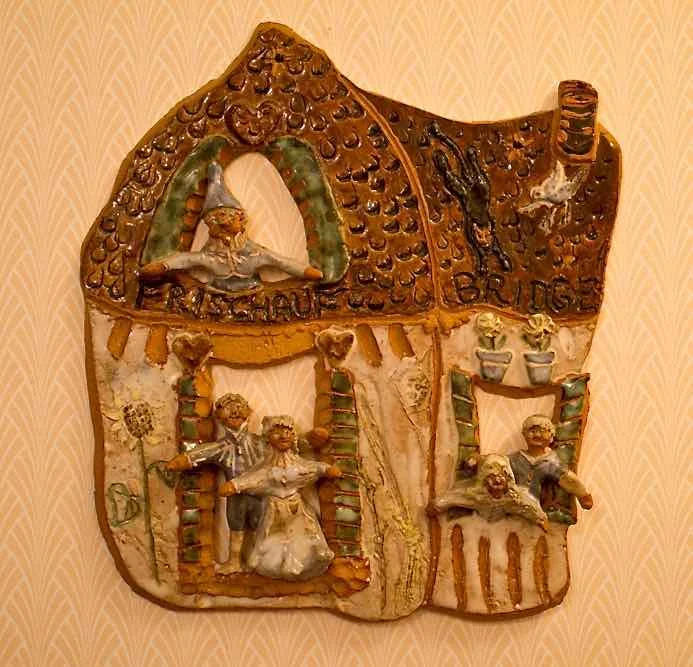 Family name plaque