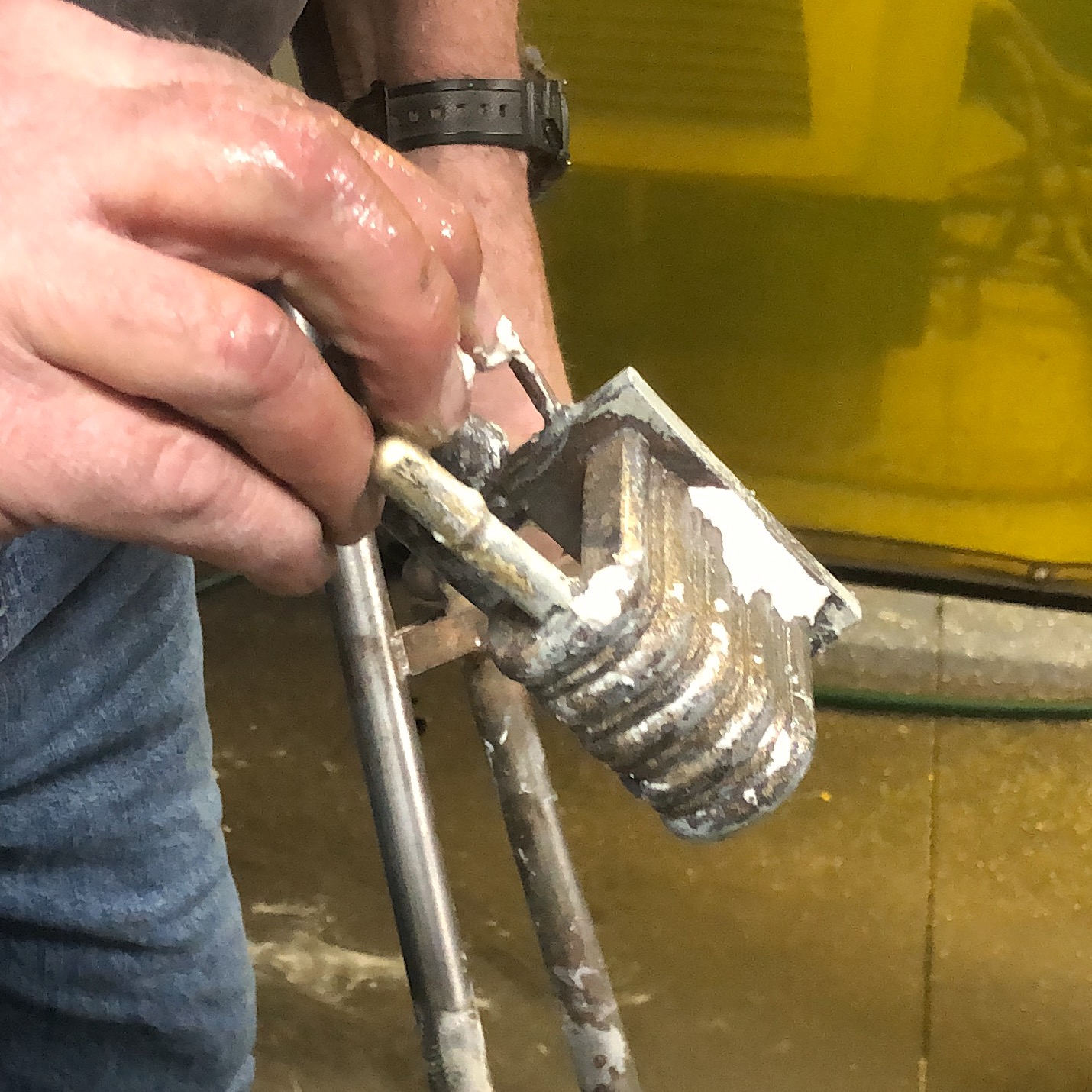 8. After washing, the metal has cooled to the touch.