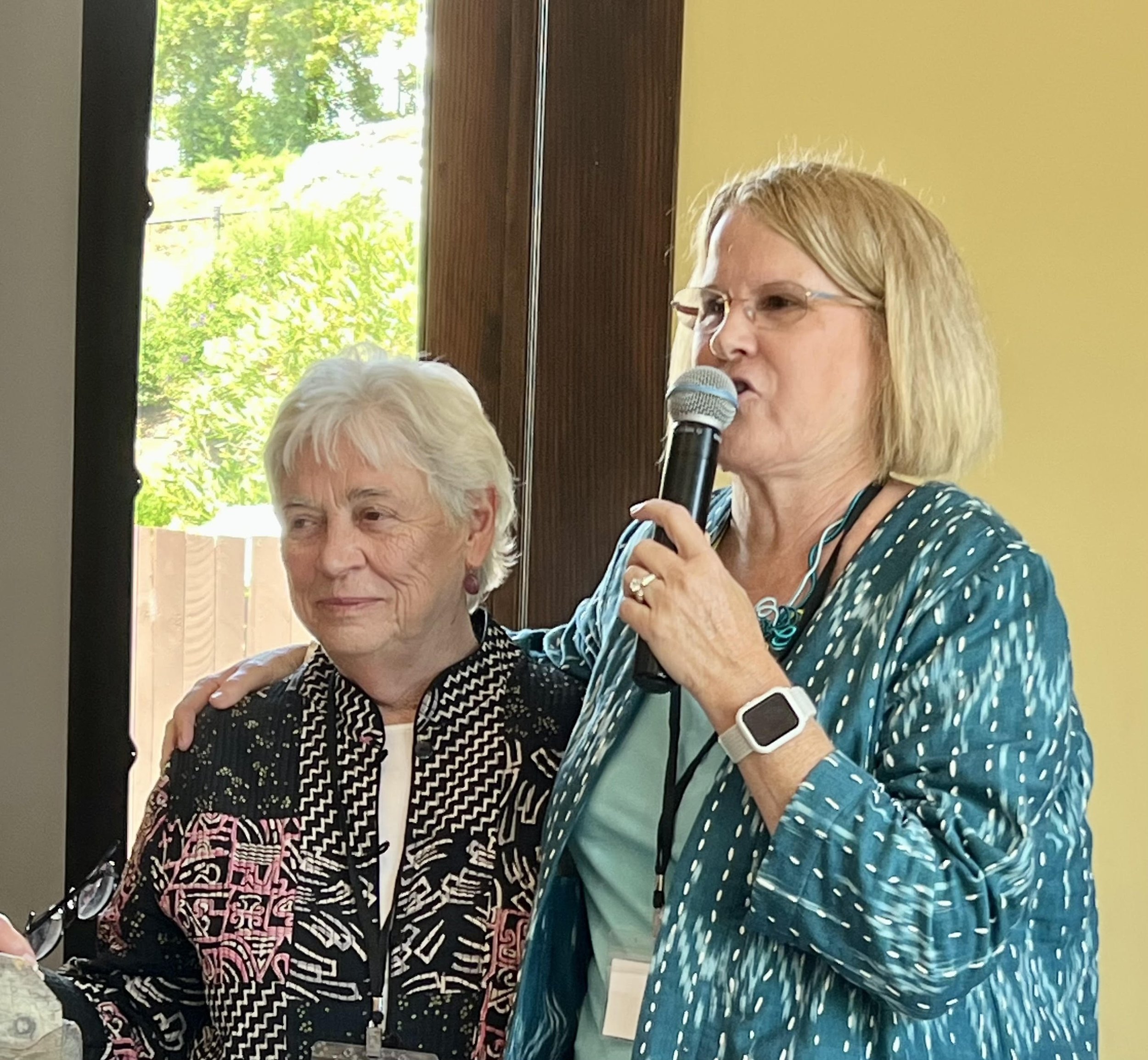  Outgoing VP, Sue Ream, Thanking outgoing President, Ann Wakeley, for her tenure as LWVMC President. 