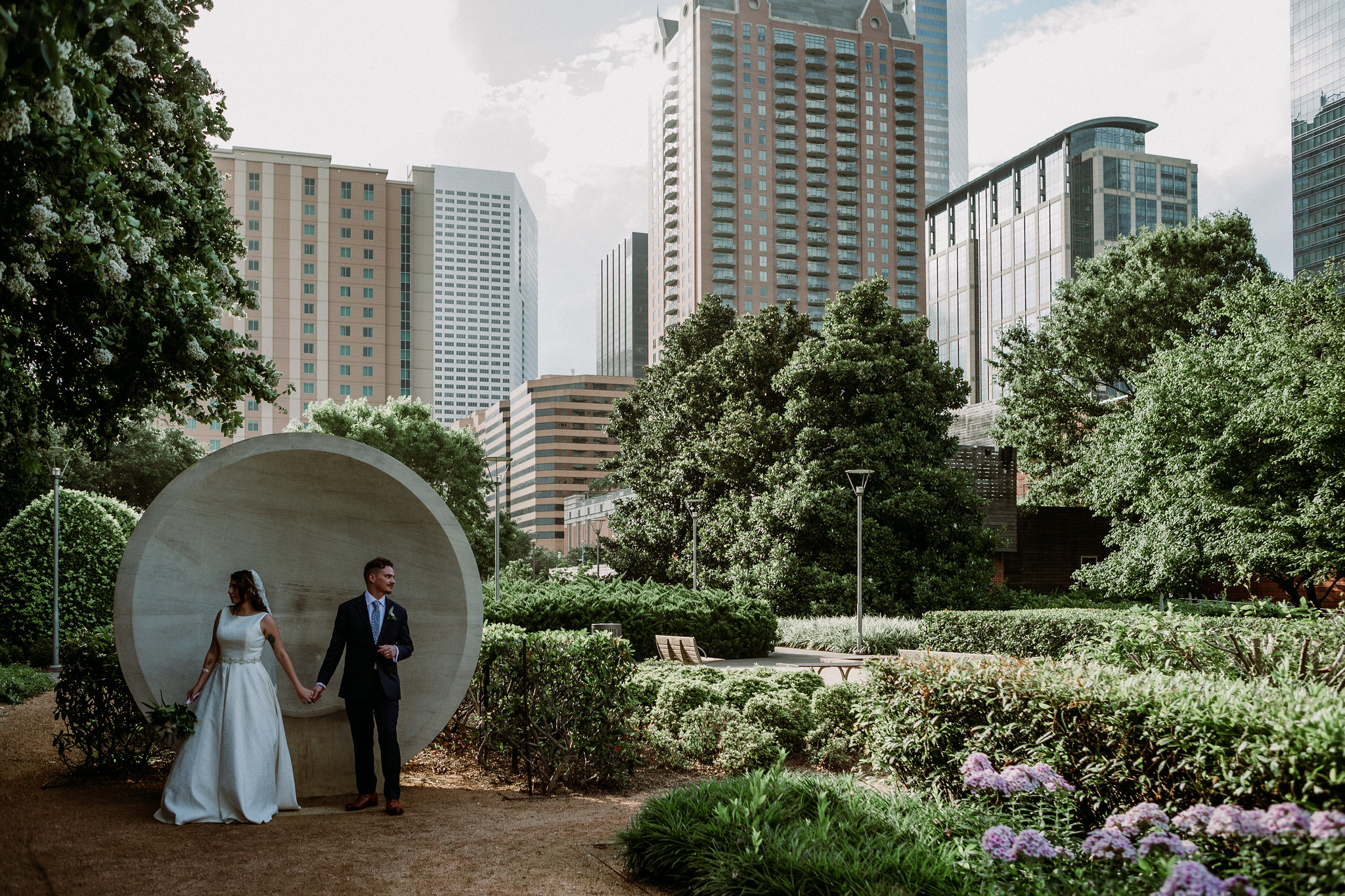 Bride and groom couples portraits. Wedding at The Grove at Discovery Green Park (Houston, TX)