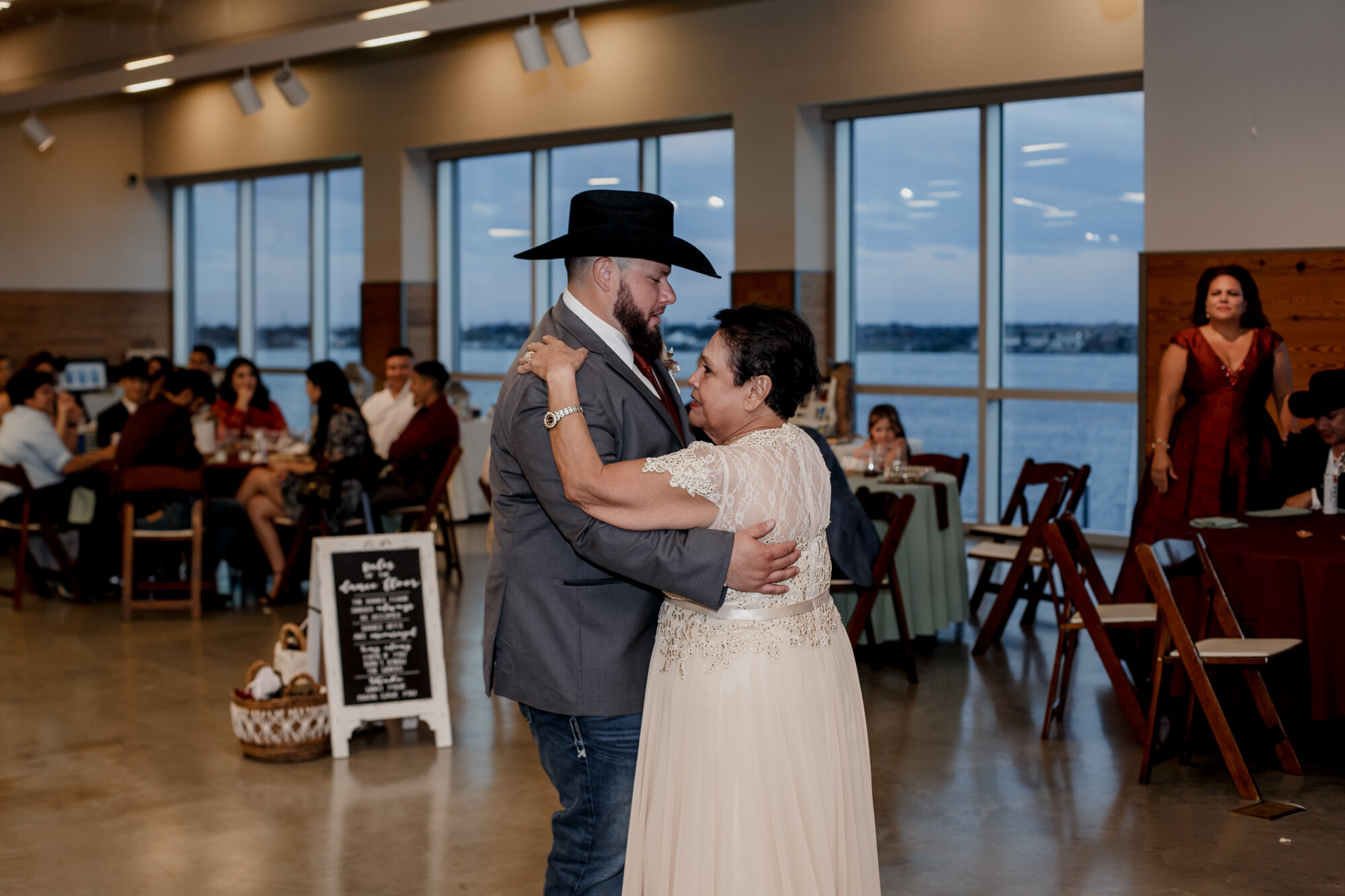 GivernyWeddingDallasJustin_0122.jpg