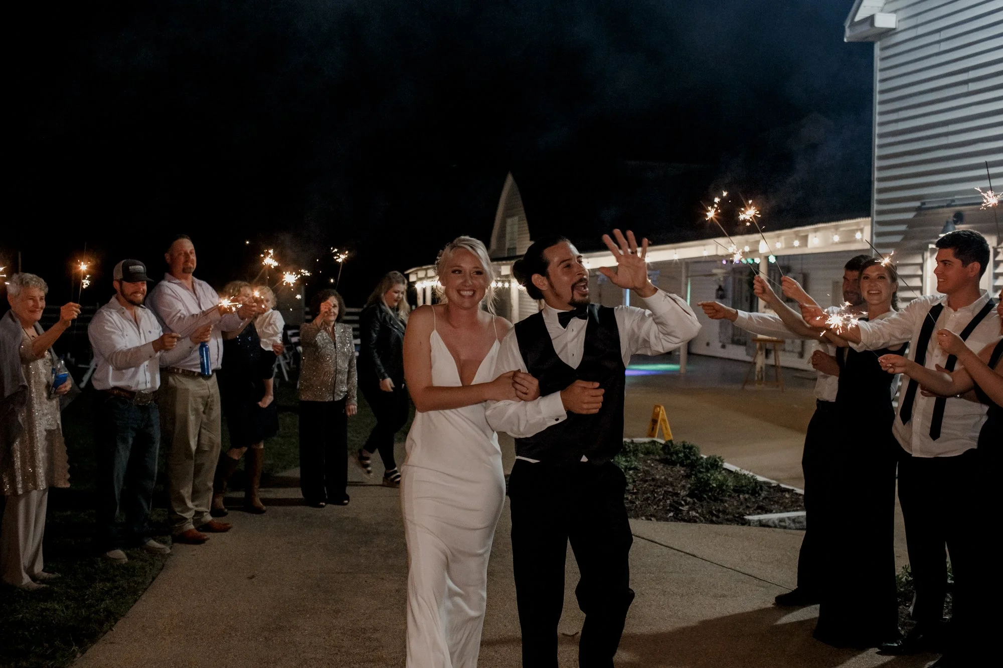 GivernyWeddingMalloriSeth_0204.jpg