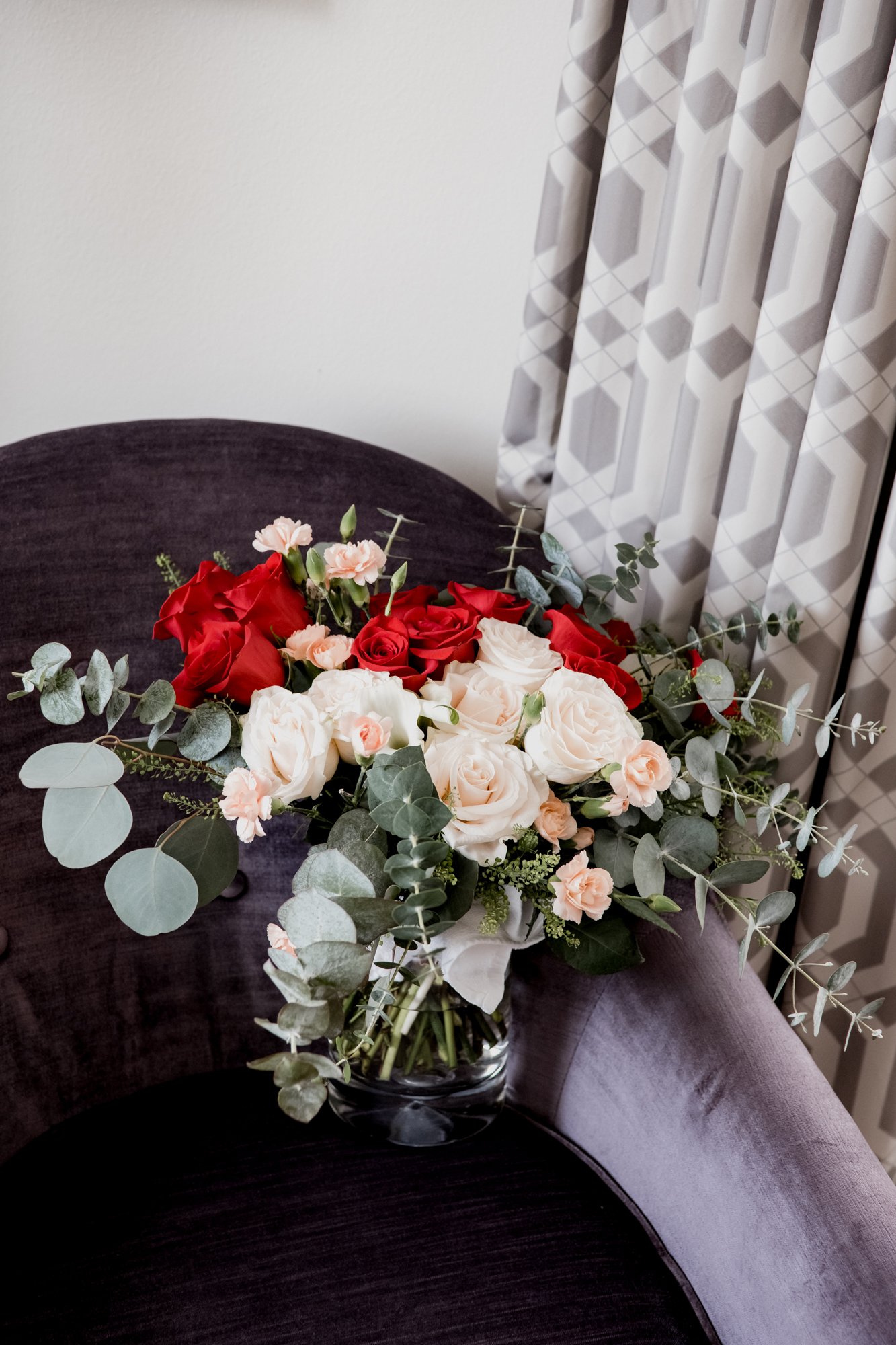 Bridal bouquet Red and Champagne Roses at Lancaster Hotel