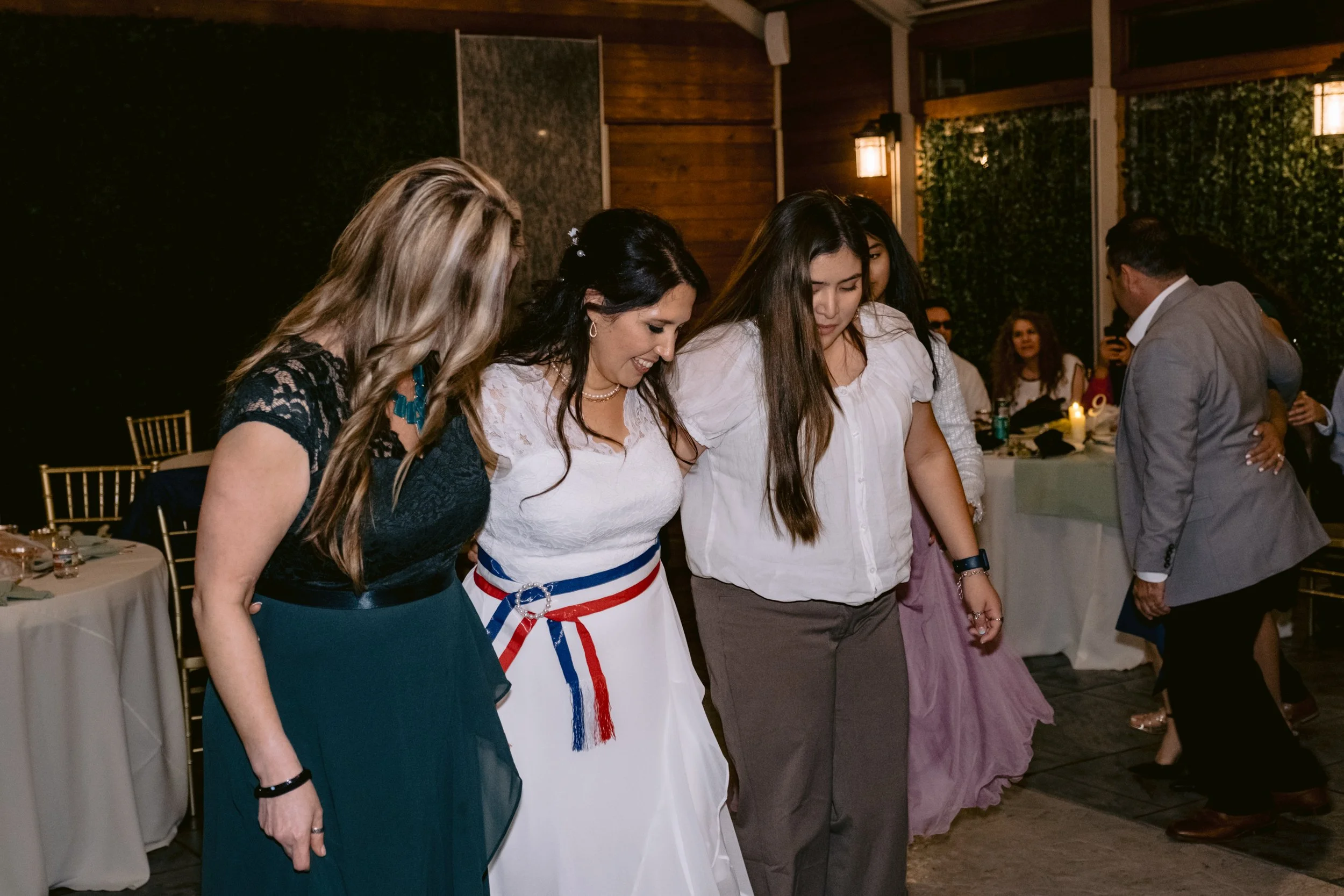 GivernyWeddingArleneSebastian_0250.jpg