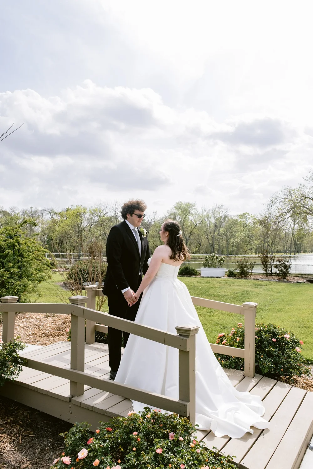 Giverny-Houston-Wedding-Photographer-AmberJeremy-Circle-of-Seven-Ranch-_0018.jpg