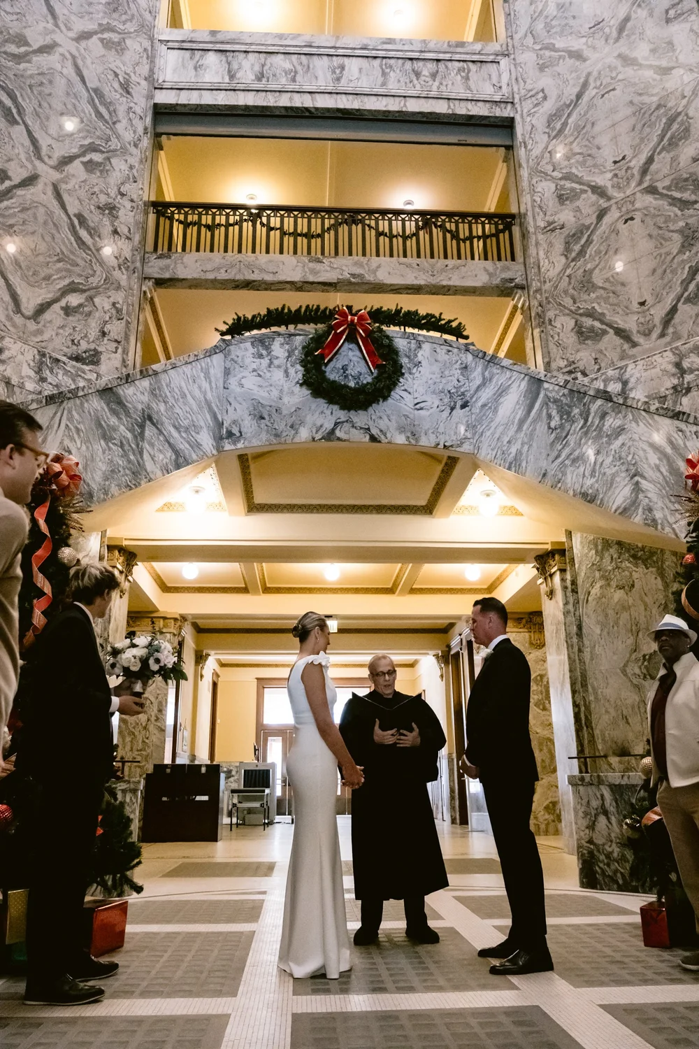 Giverny-Houston-Wedding-Photographer-KristenHeath-2-1910-Historic-Courthouse_0011.jpg