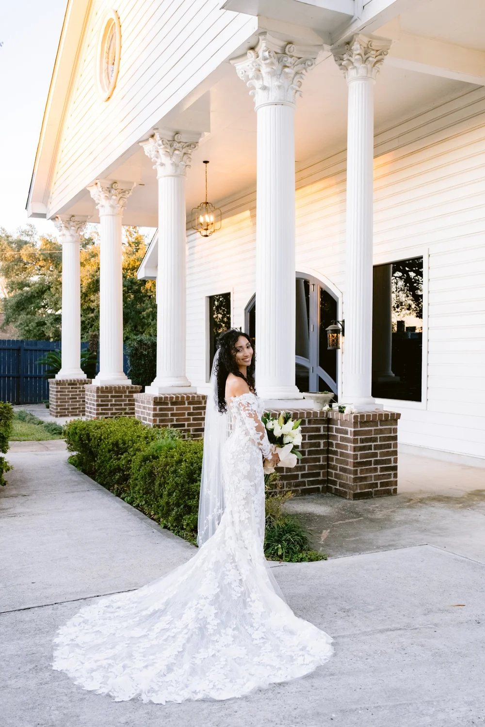 Giverny-Conroe-Wedding-Photographer-DanielleBrandon-The-Vale-Venue_0078.jpg