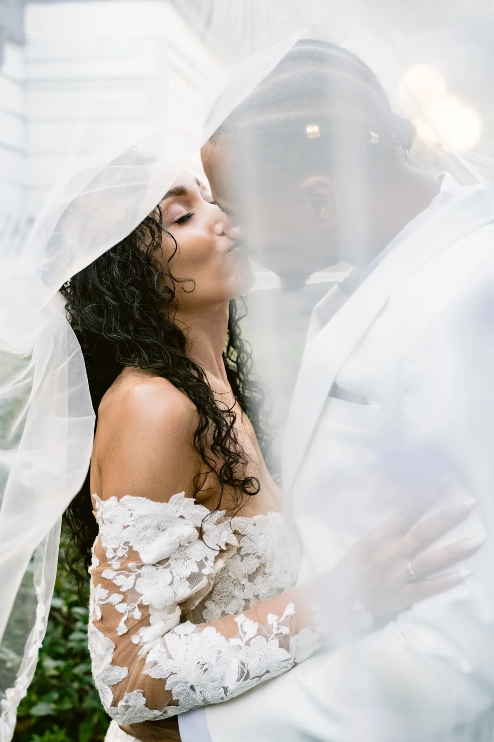 Giverny-Conroe-Wedding-Photographer-DanielleBrandon-The-Vale-Venue_0092.jpg