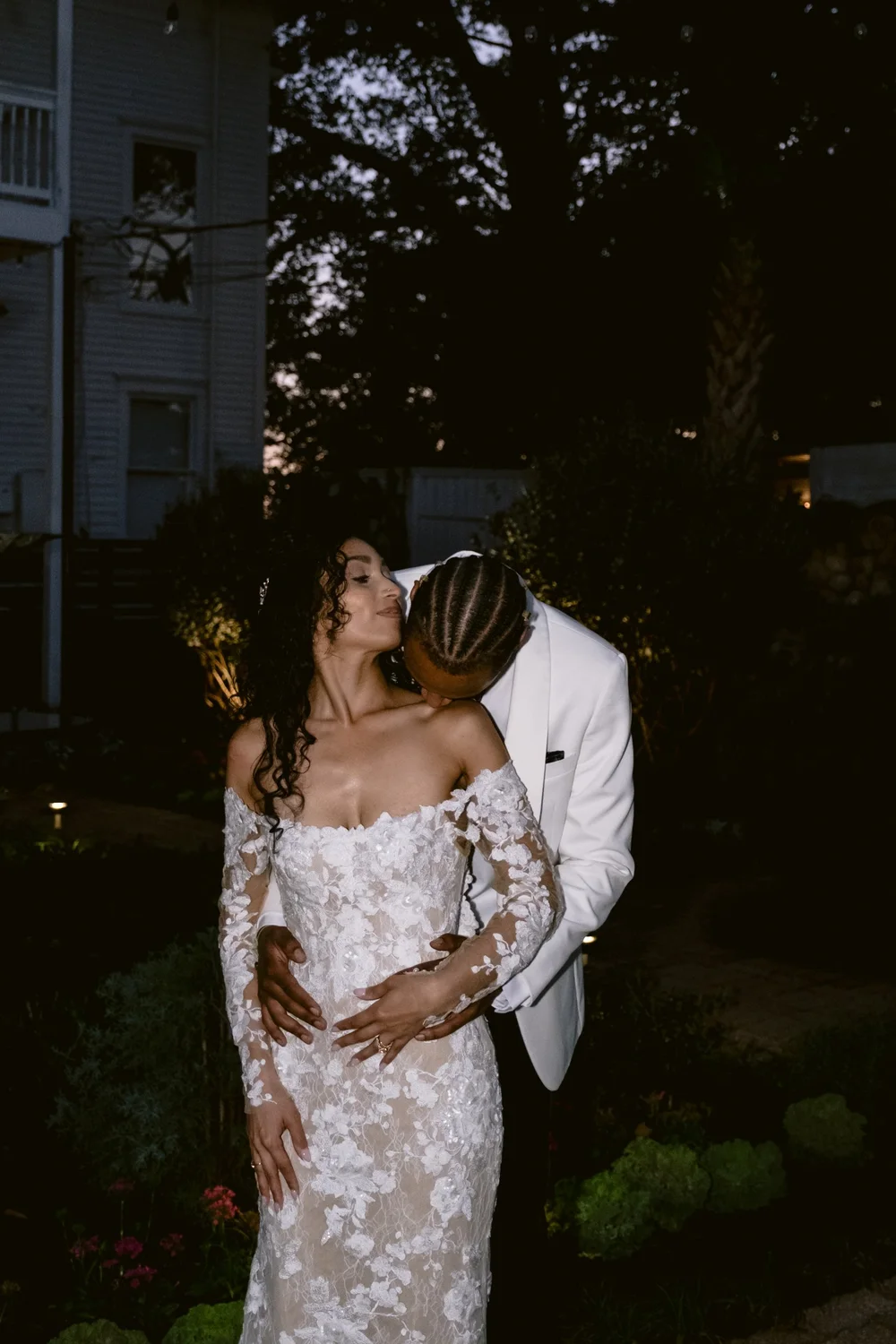 Giverny-Conroe-Wedding-Photographer-DanielleBrandon-The-Vale-Venue_0116.jpg