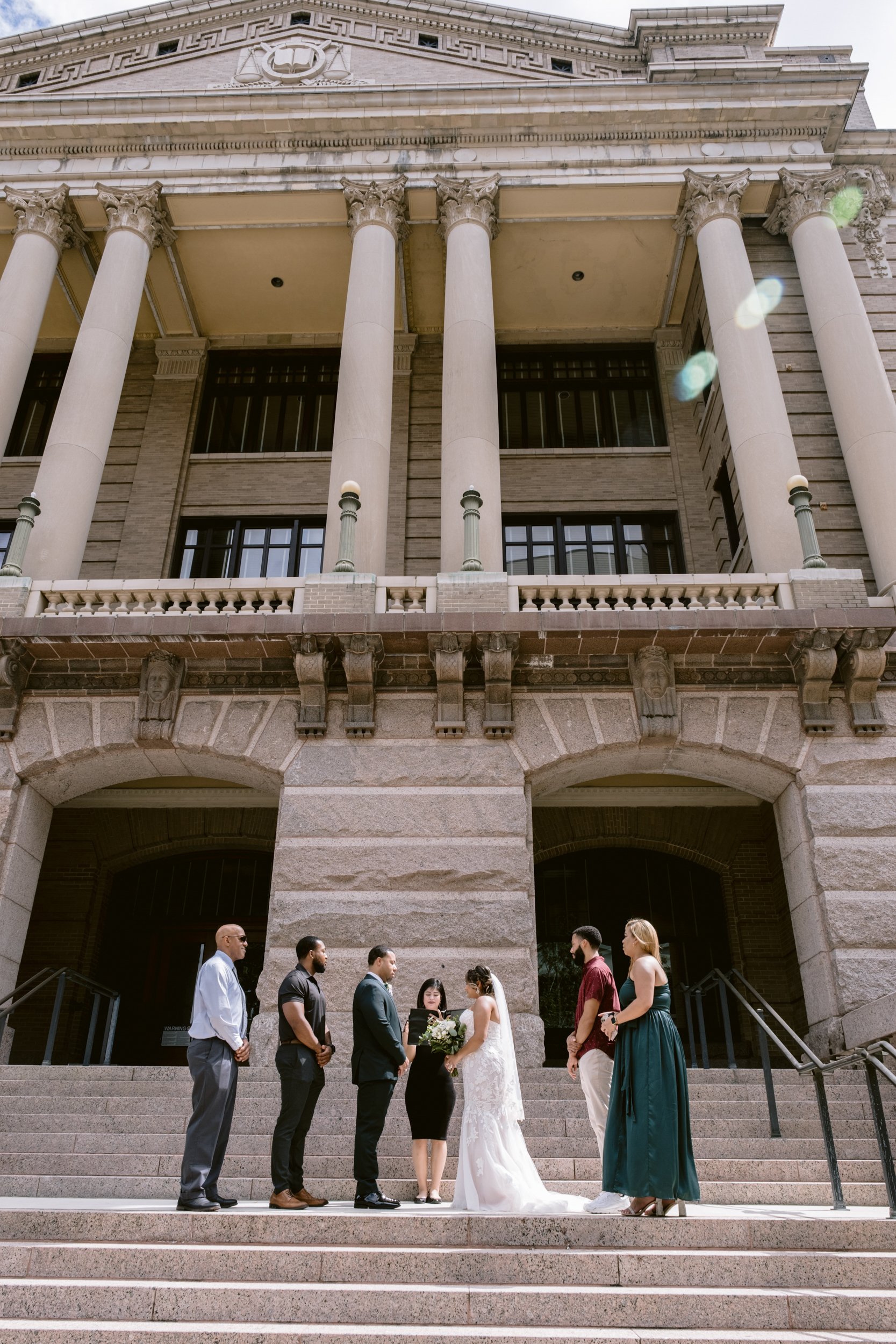 Giverny-Houston-Wedding-Photographer-1910-Courthouse-Buffalo-Bayou-RhondaManuel_0012.jpg