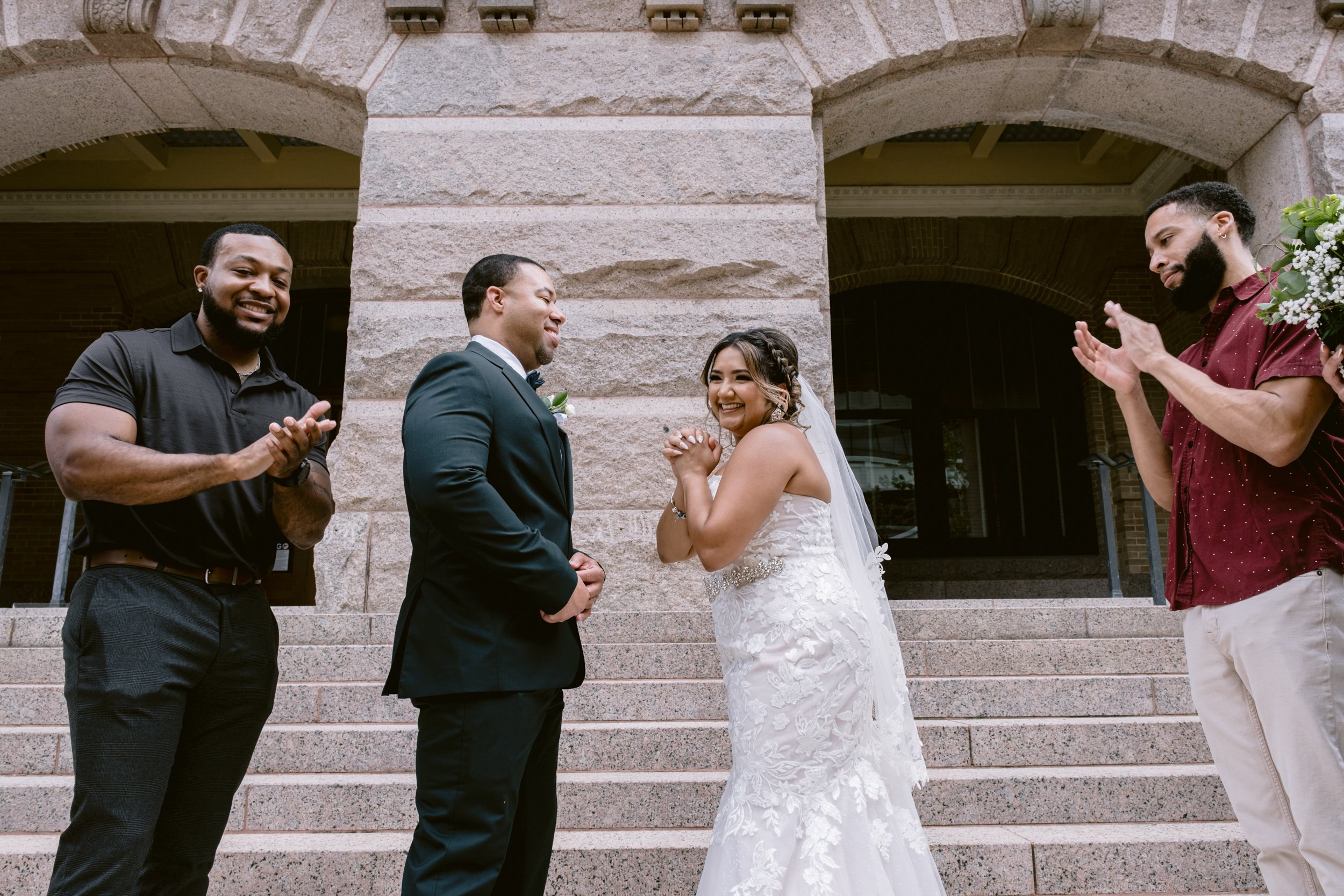 Giverny-Houston-Wedding-Photographer-1910-Courthouse-Buffalo-Bayou-RhondaManuel_0019.jpg