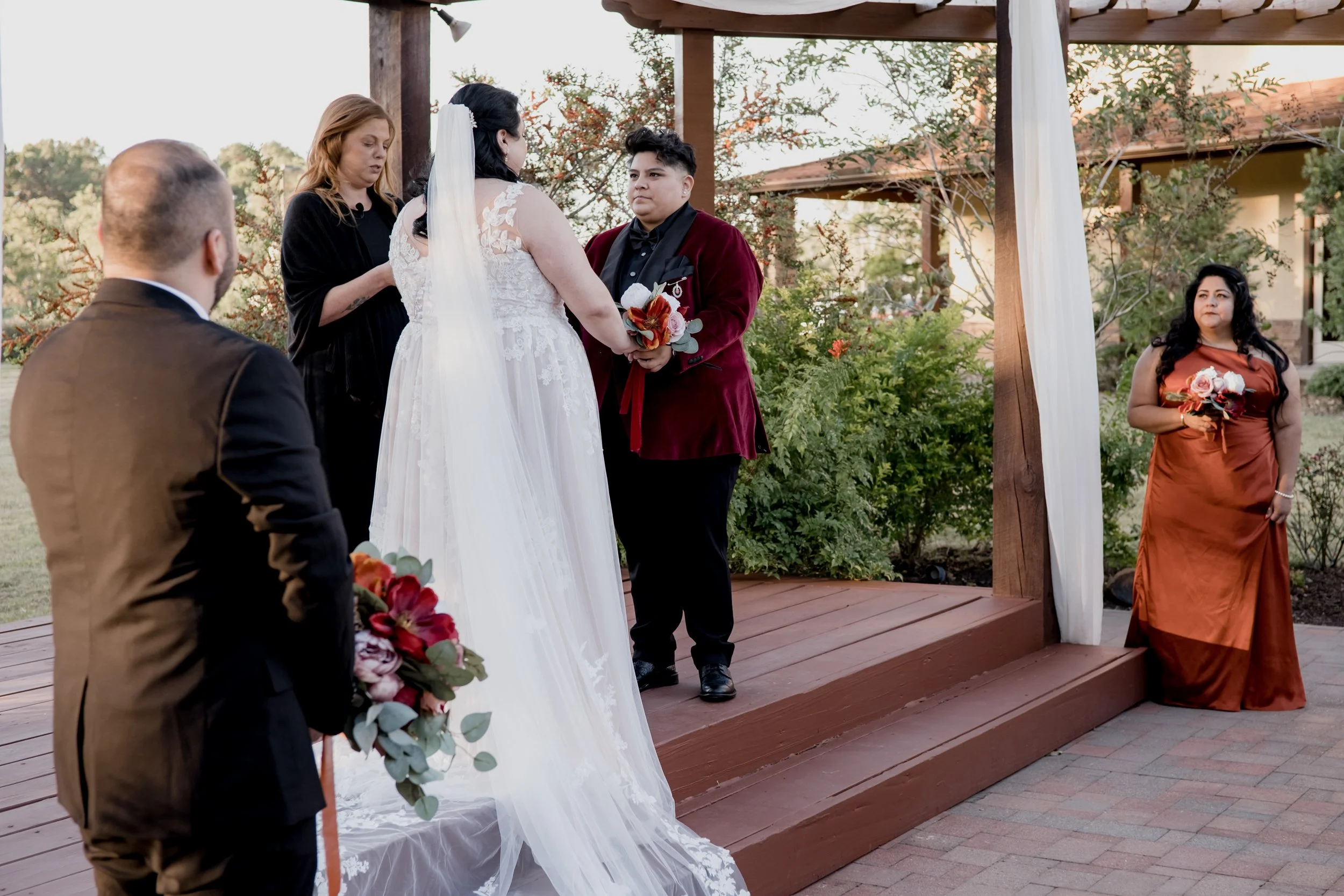 Giverny-Houston-LGBTQ-Wedding-Photographer-The-Tuscan-Courtyard-MarcelaDaniella_0108.jpg