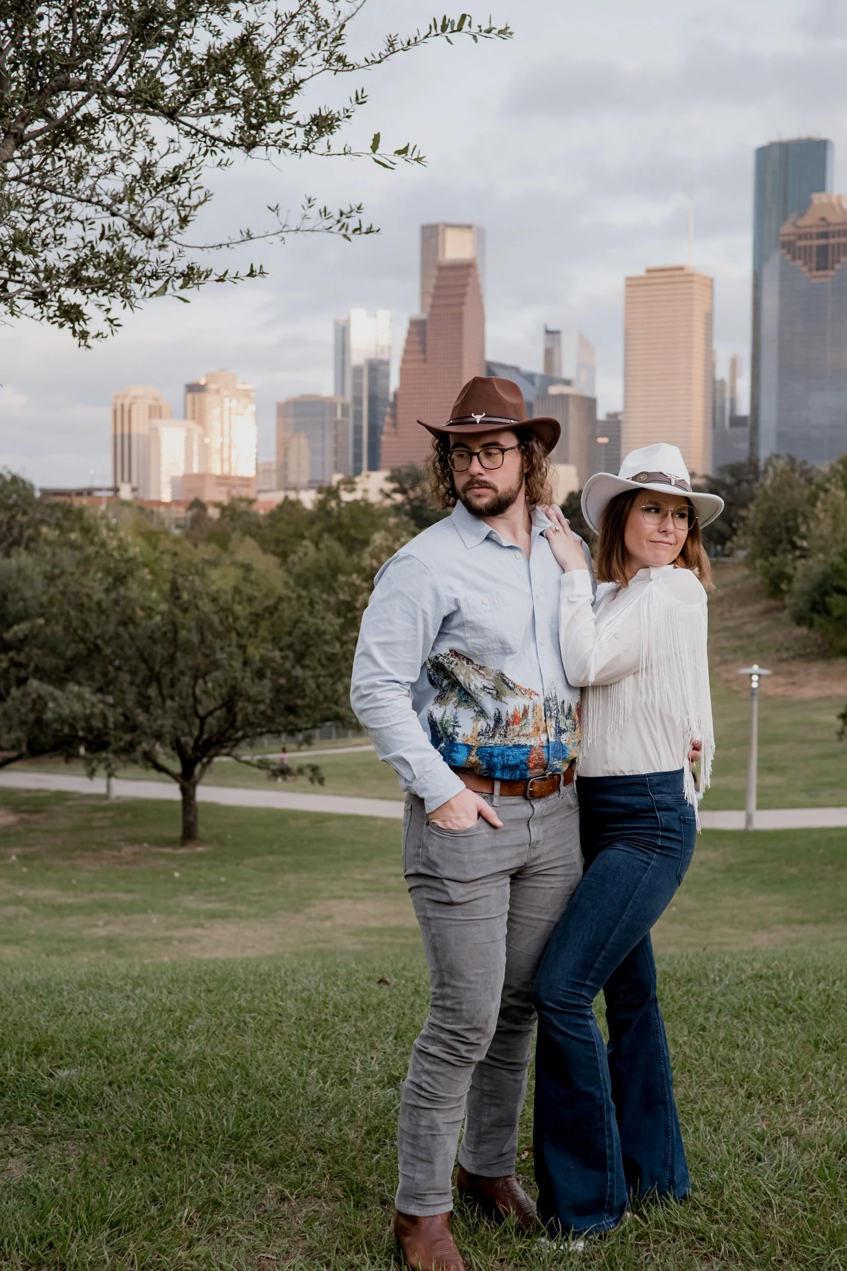 Giverny-Houston-Wedding-Photographer-Engagement-Cowboy-Buffalo-Bayou-DarbyBrendan_0057.jpg