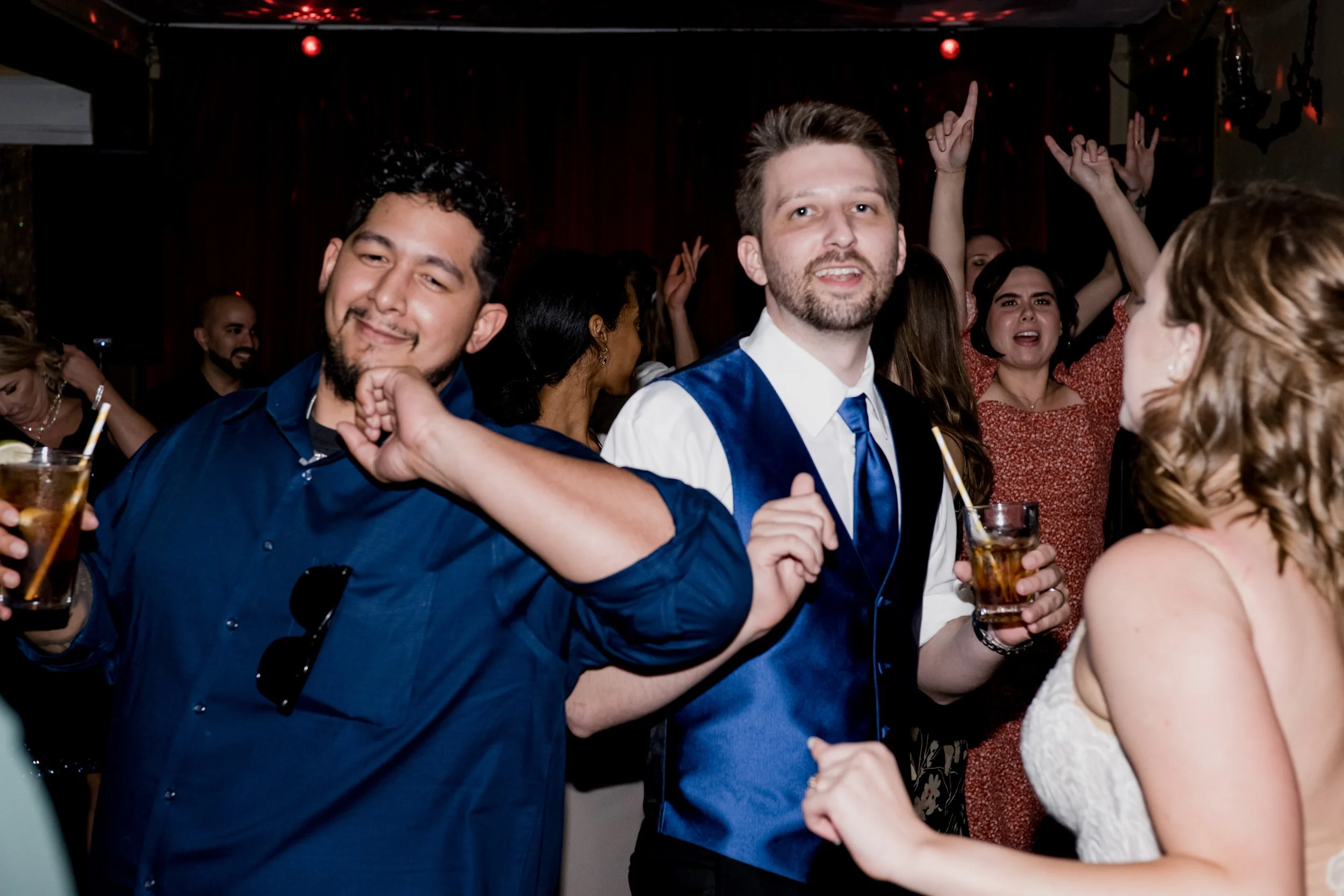 Giverny-Houston-Wedding-Photographer-AvantGarden-LucyPeter_0142.jpg