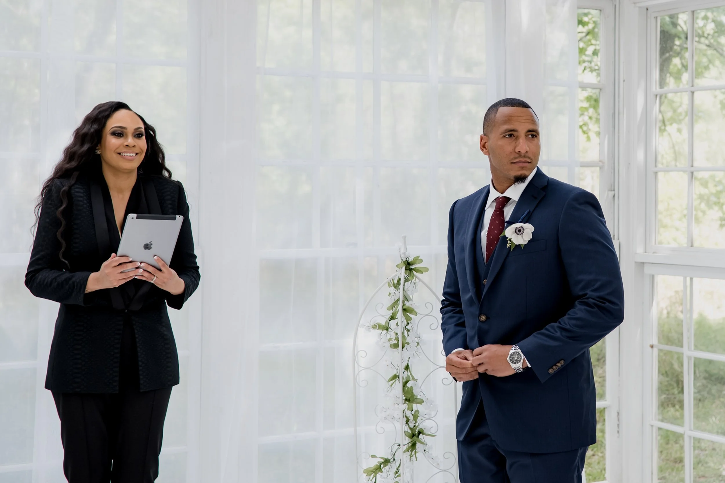 Giverny-Houston-Wedding-Photographer-A-The-Oak-Atelier-Conroe-MariciaParnell_0020.jpg