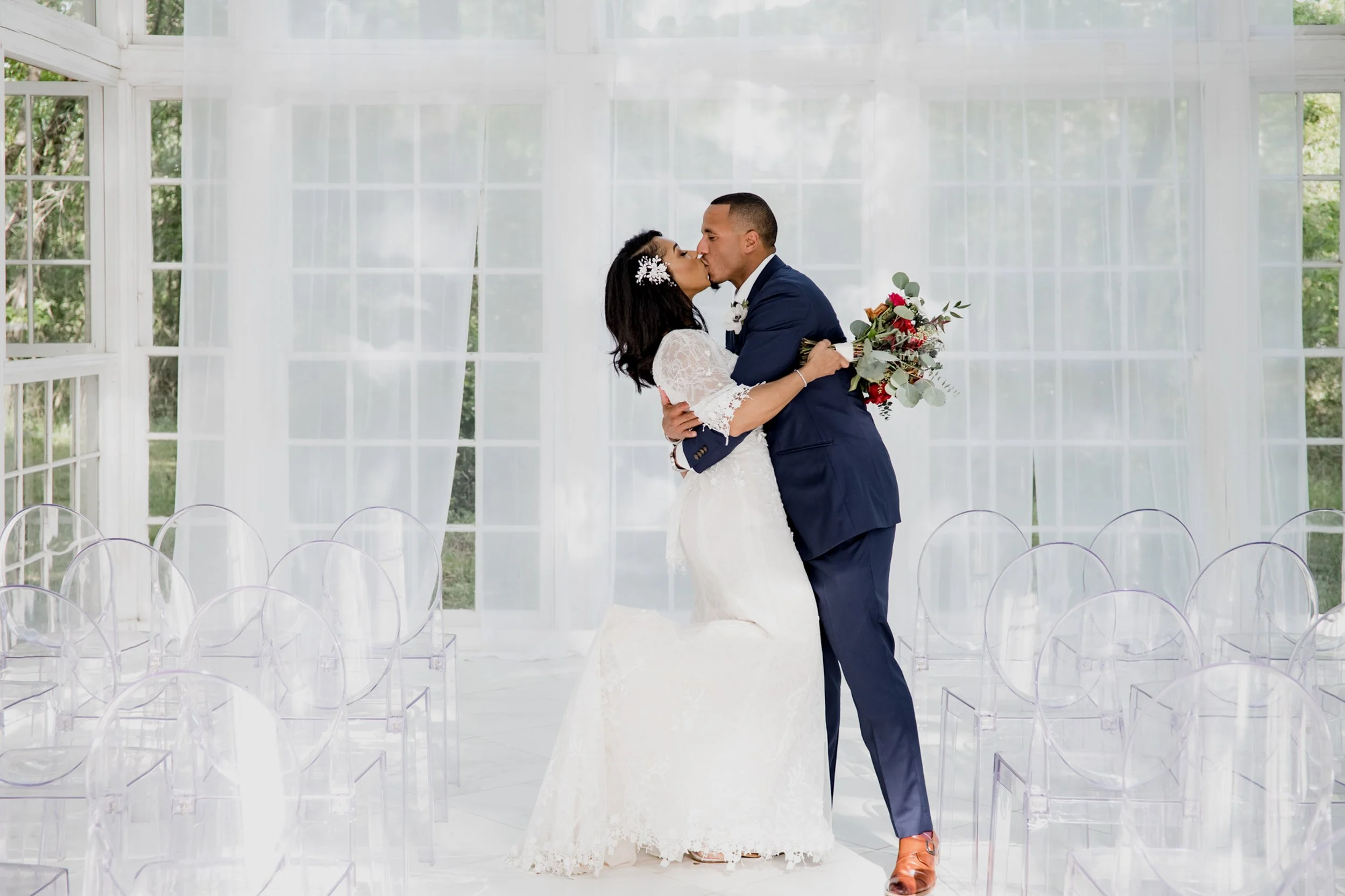 Giverny-Houston-Wedding-Photographer-A-The-Oak-Atelier-Conroe-MariciaParnell_0081.jpg
