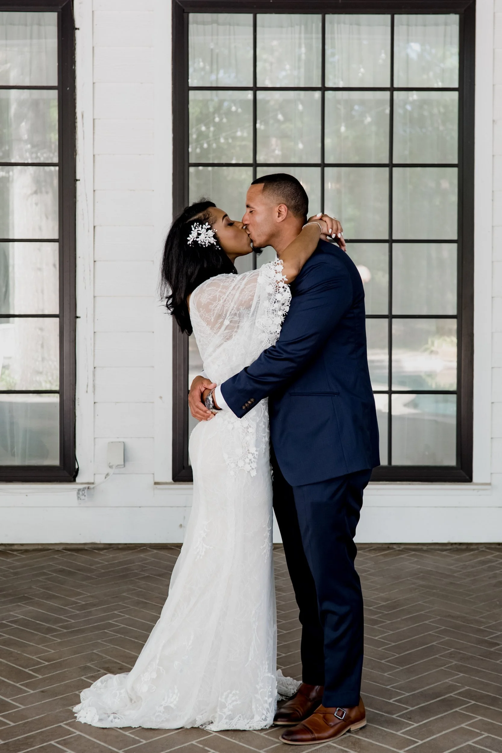 Giverny-Houston-Wedding-Photographer-A-The-Oak-Atelier-Conroe-MariciaParnell_0086.jpg